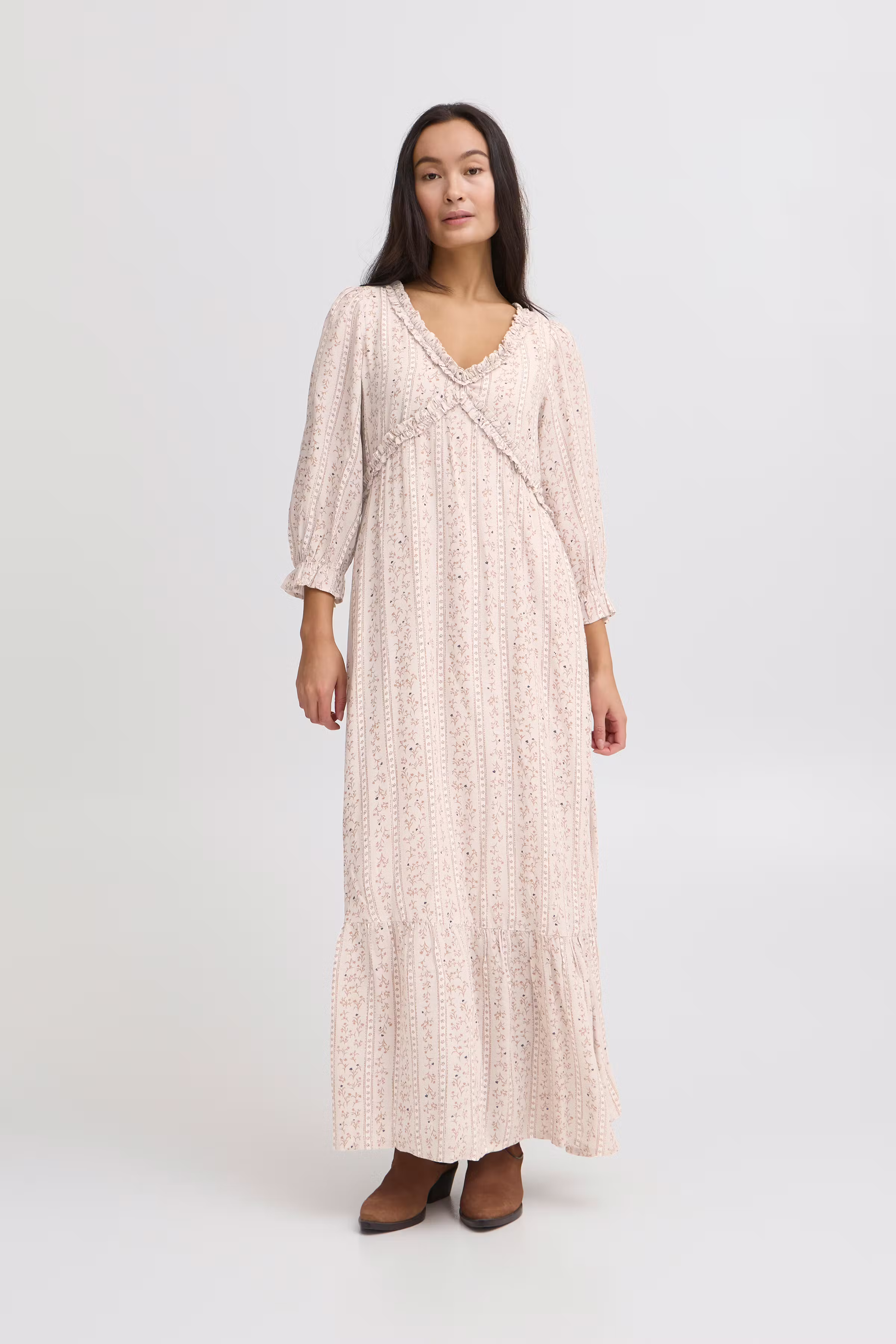 IRSALLY Dress LOOKBOOK FRONT 20122767-130905