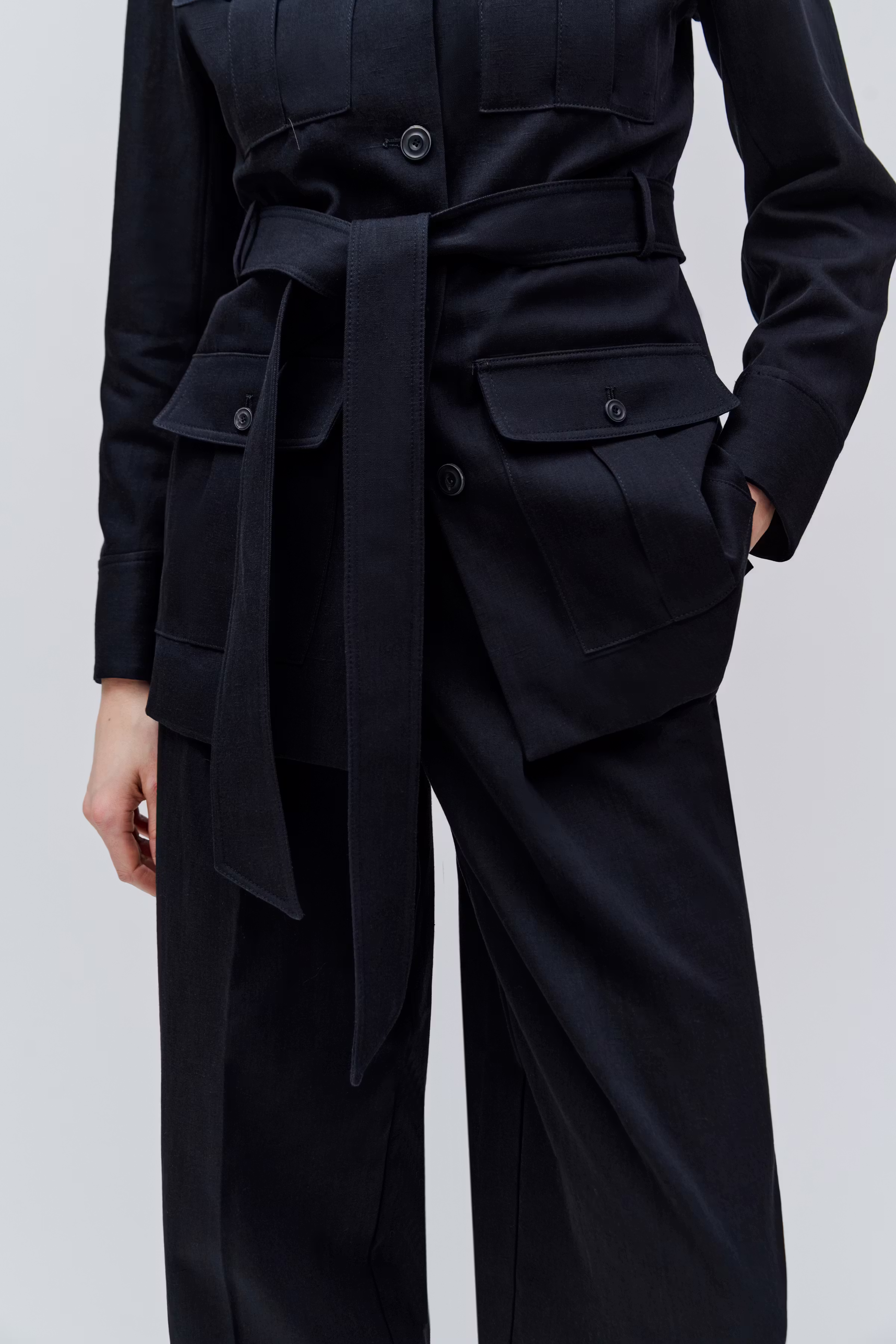 JOVIE Blazer LOOKBOOK DETAIL 30600702-BK999