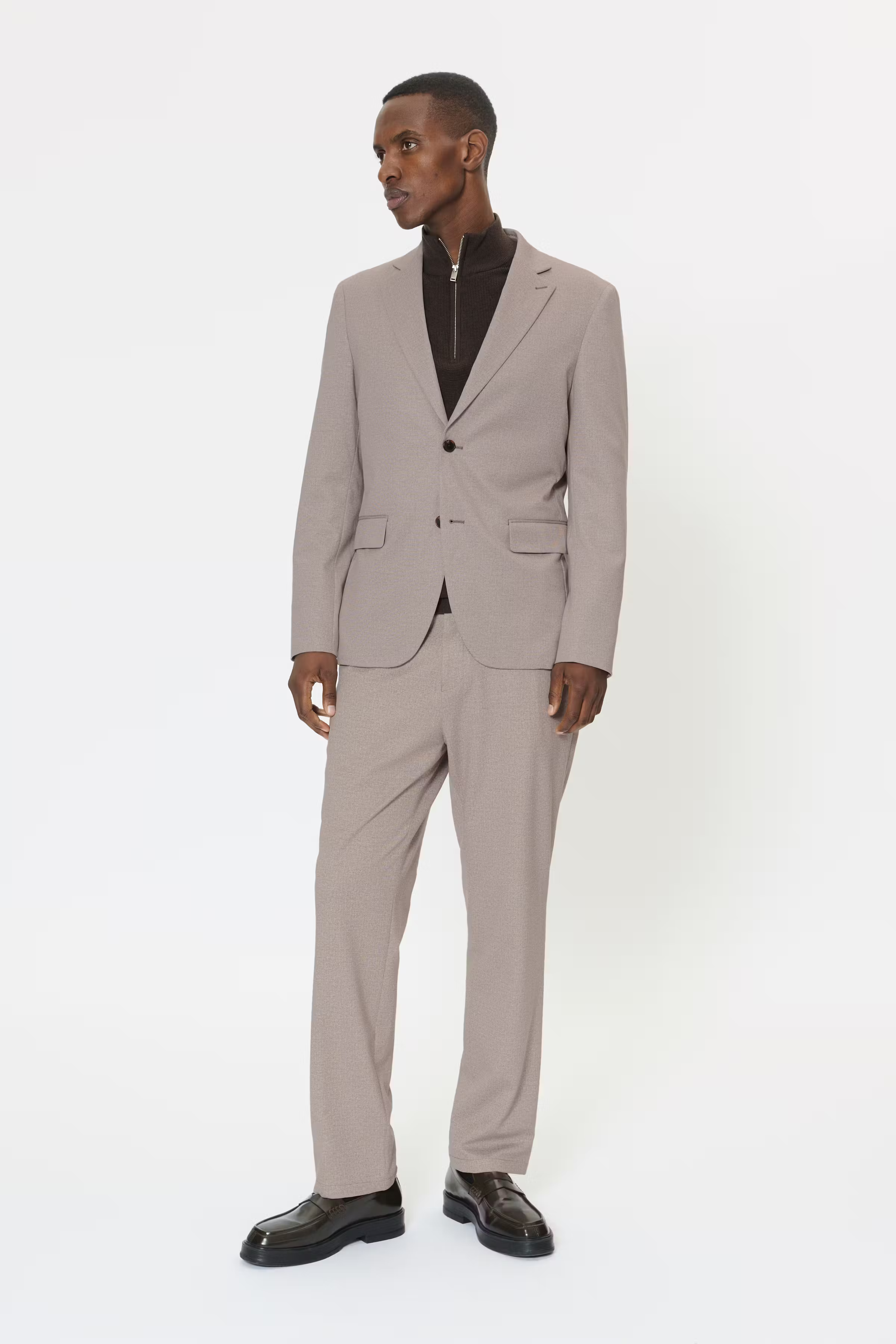 MAwesley Bukser LOOKBOOK FRONT 30209043-181017