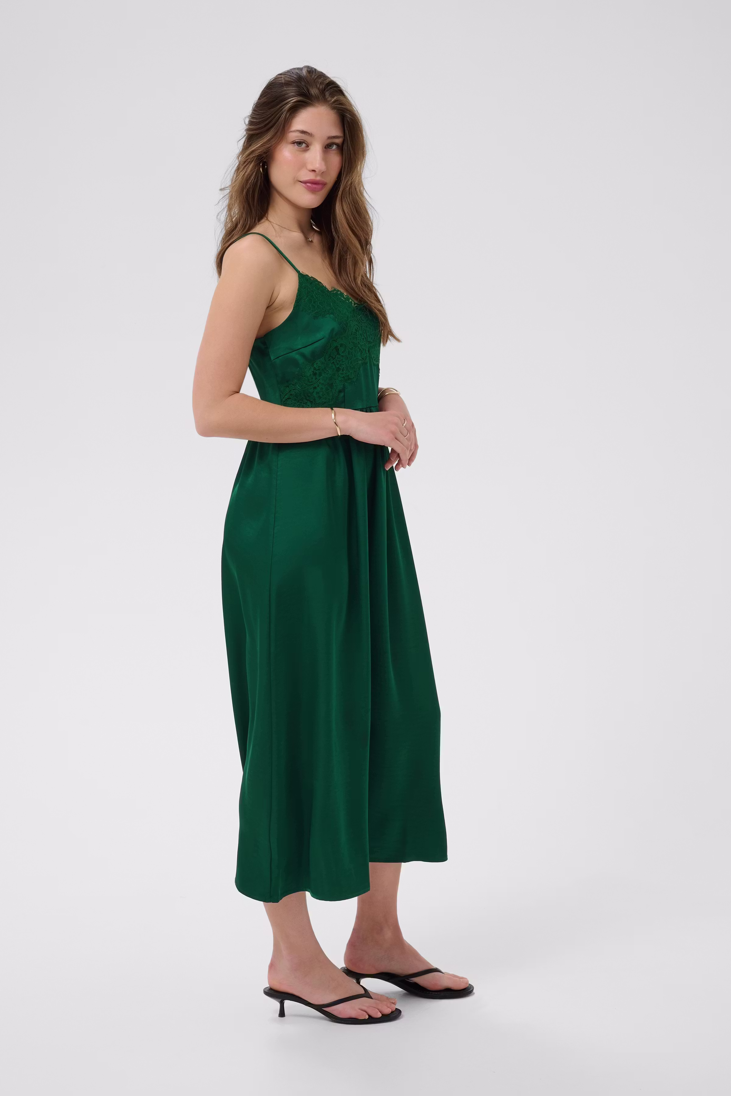 CRMeloda Dress LOOKBOOK FRONT 10615982-195320