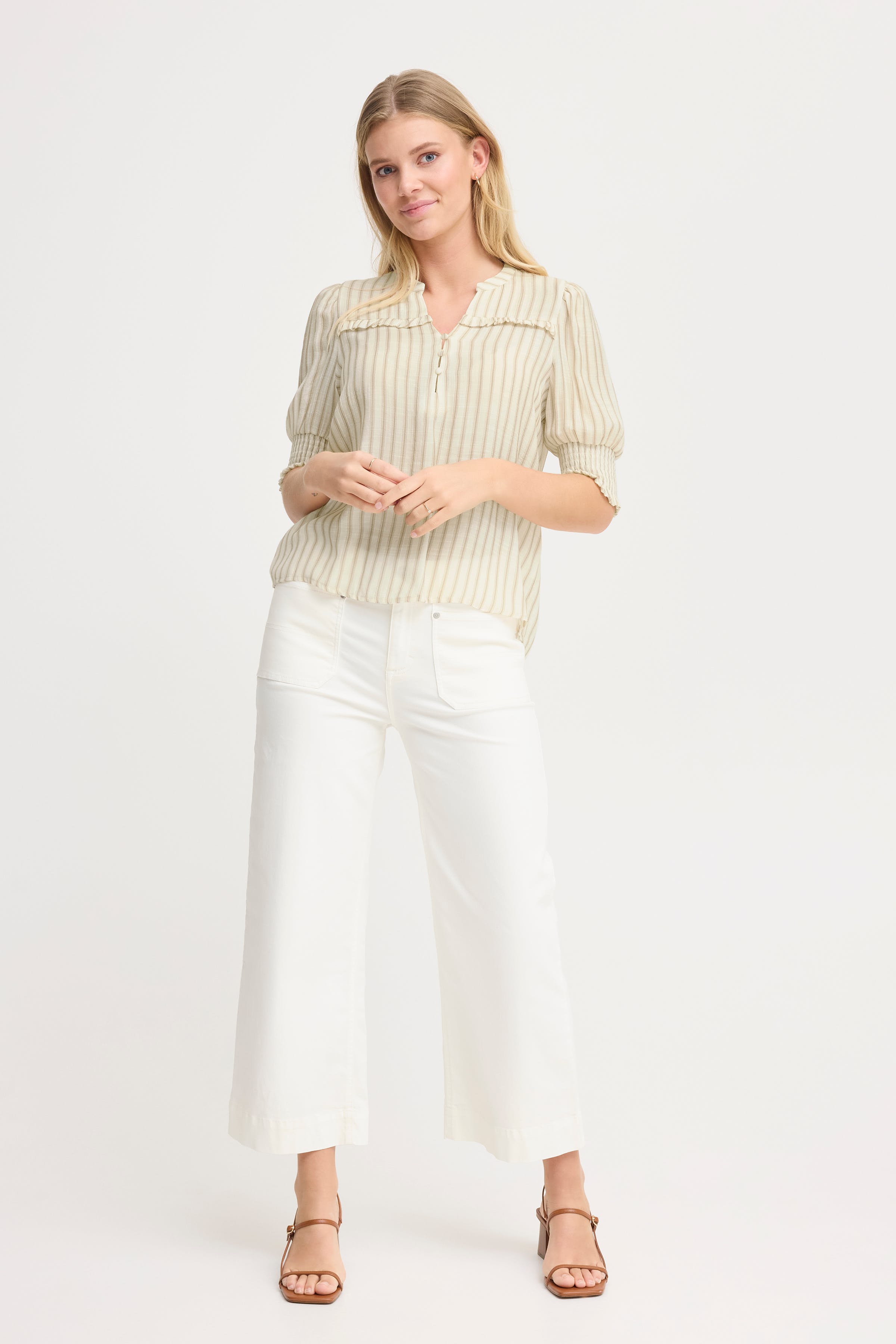 FRALYSSA Blus LOOKBOOK FRONT 20616096-205138