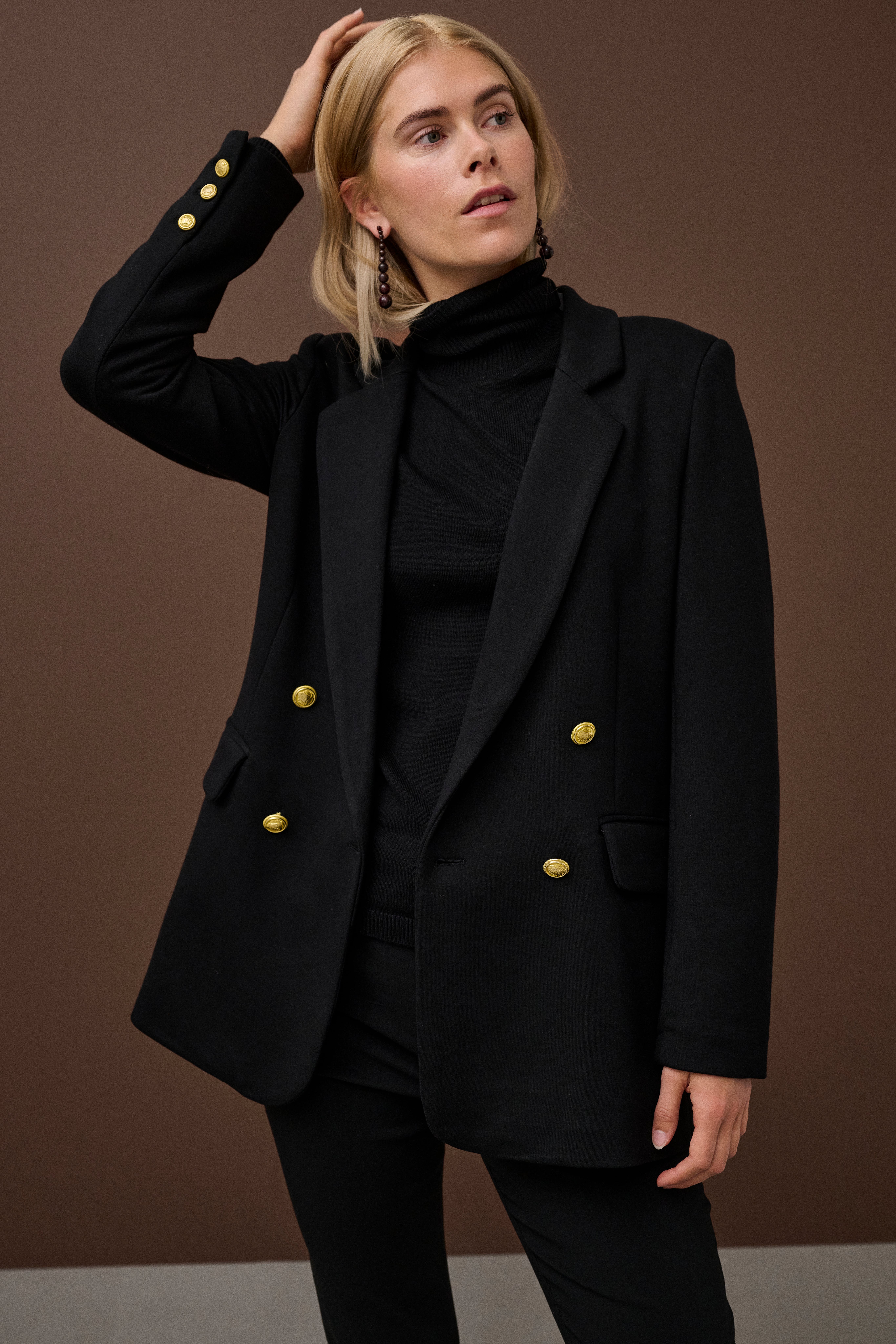 CUeva Blazer LOCATION NONE 50107236-500012