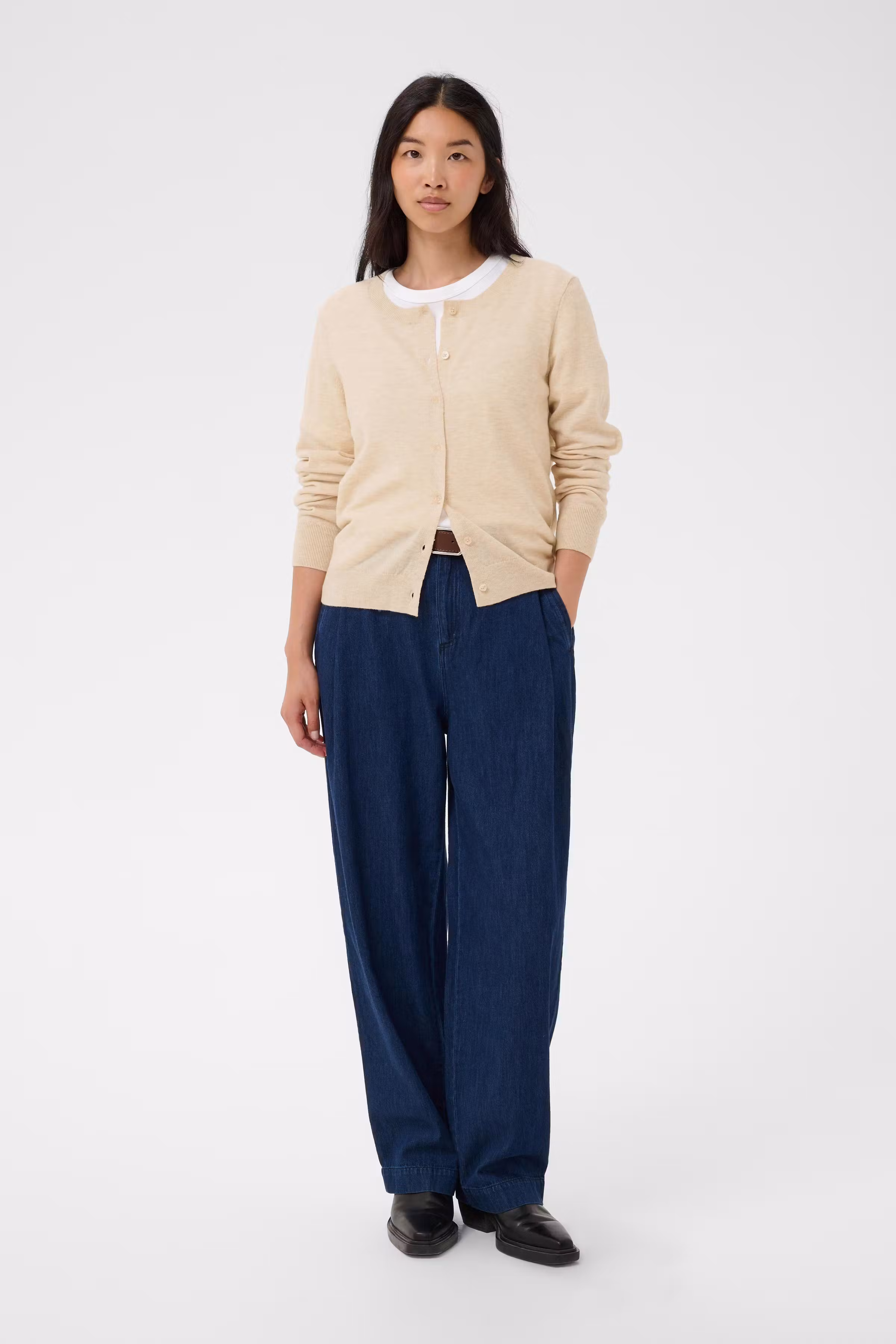 EllahPW Cardigan LOOKBOOK FRONT 30310333-1407081