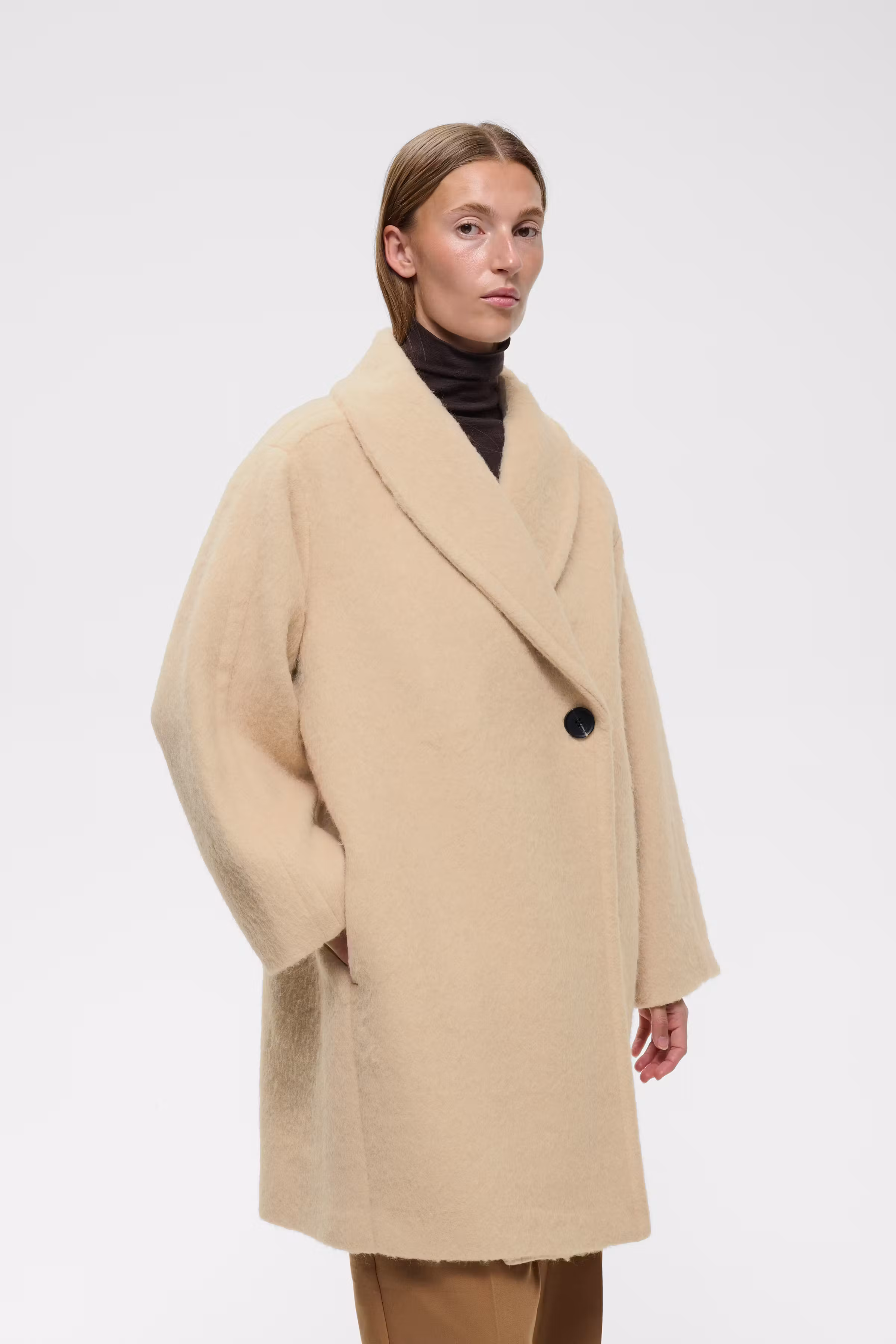 ZUZIEIW Mantel LOOKBOOK FRONT 30112657-151114