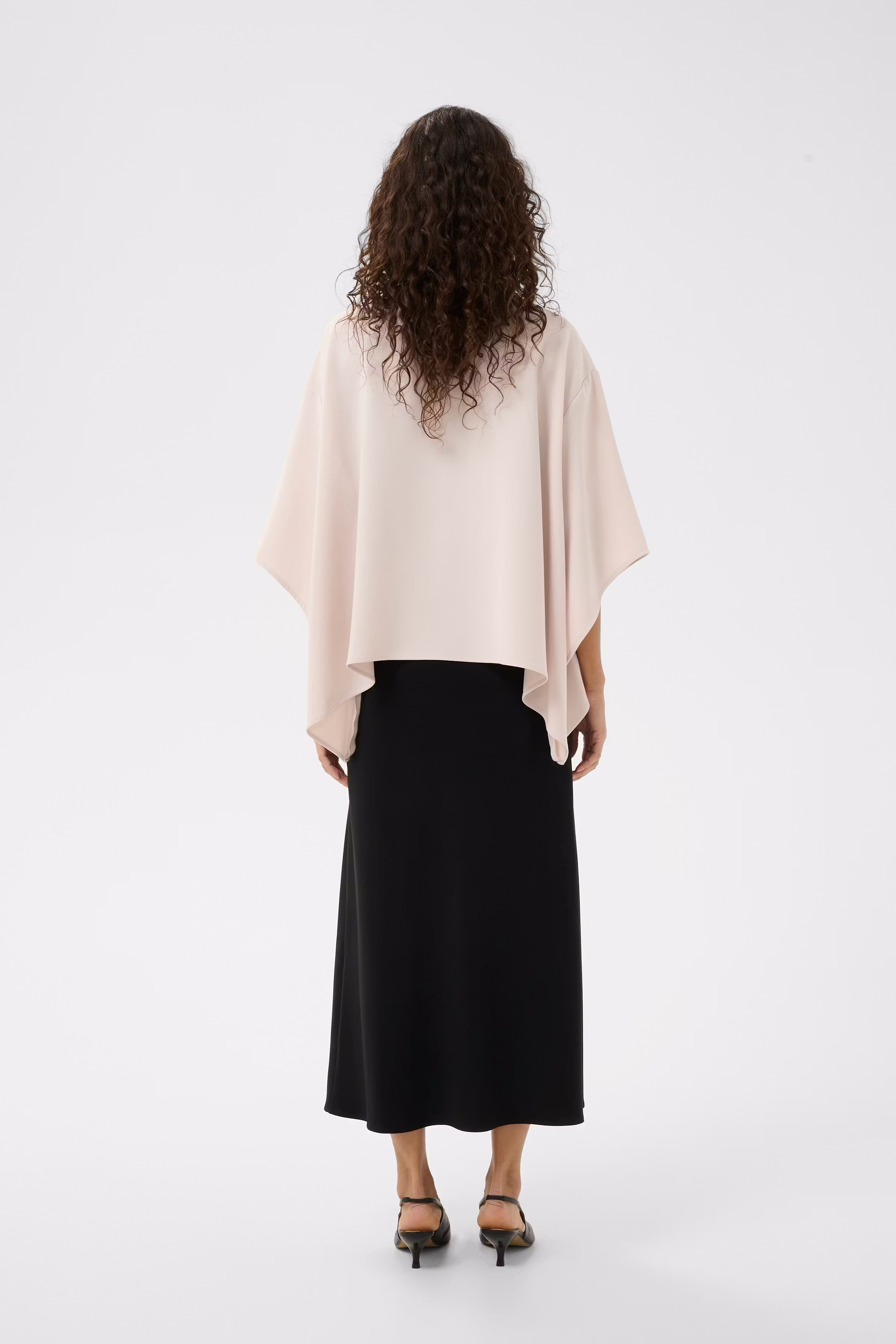 CHARLEENEIW LAYERED Kjole LOOKBOOK BACK 30112430-194008