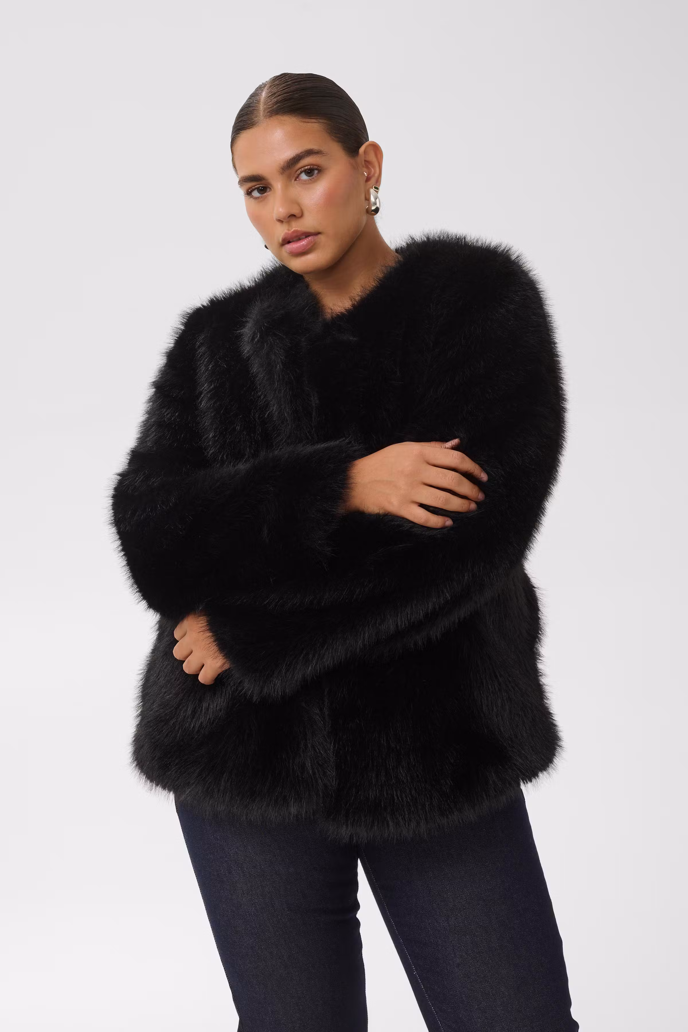 KCmadia Mantel LOOKBOOK DETAIL 10584537-100121