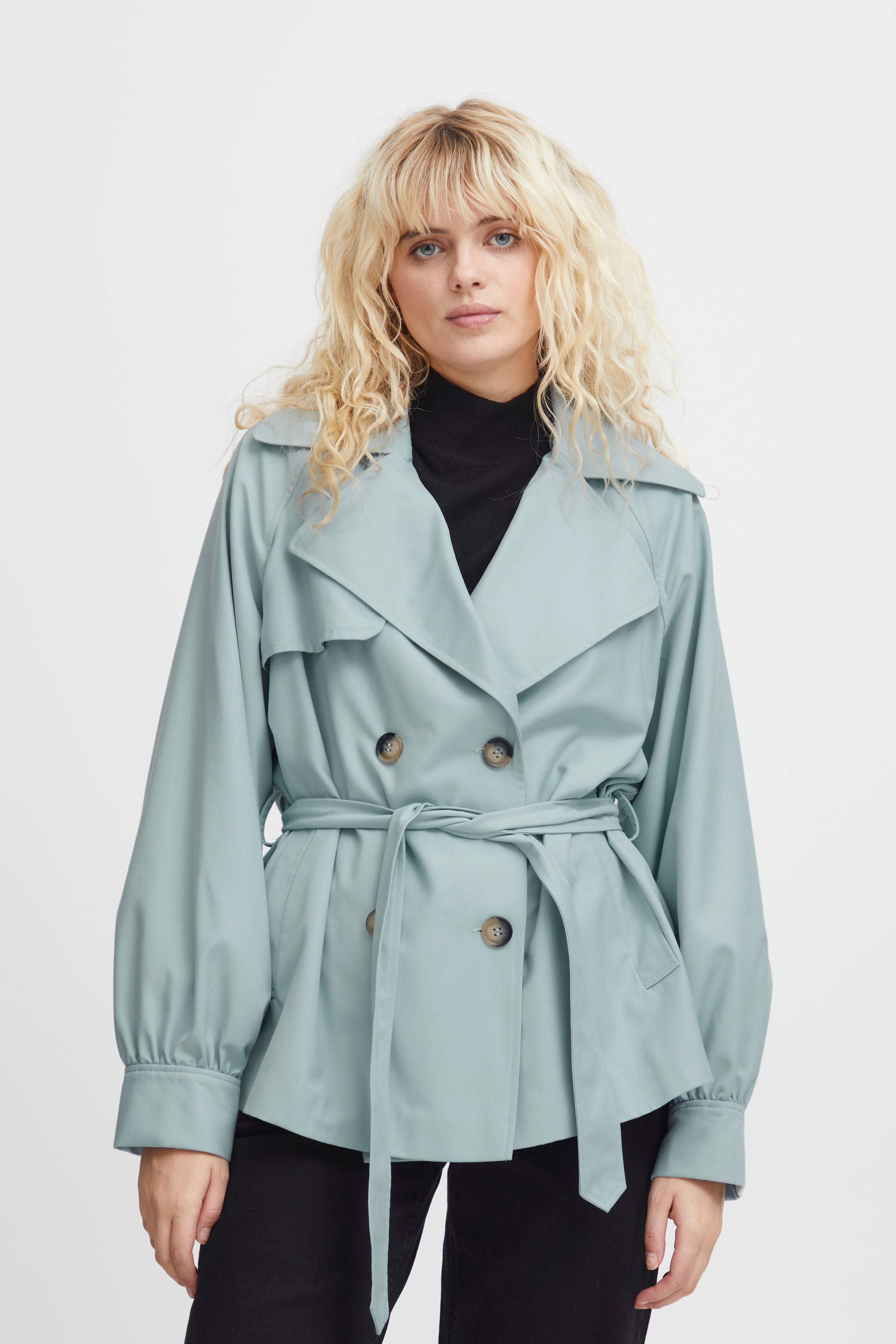 IHFUNOLA Yttertøy LOOKBOOK FRONT 20120192-144506