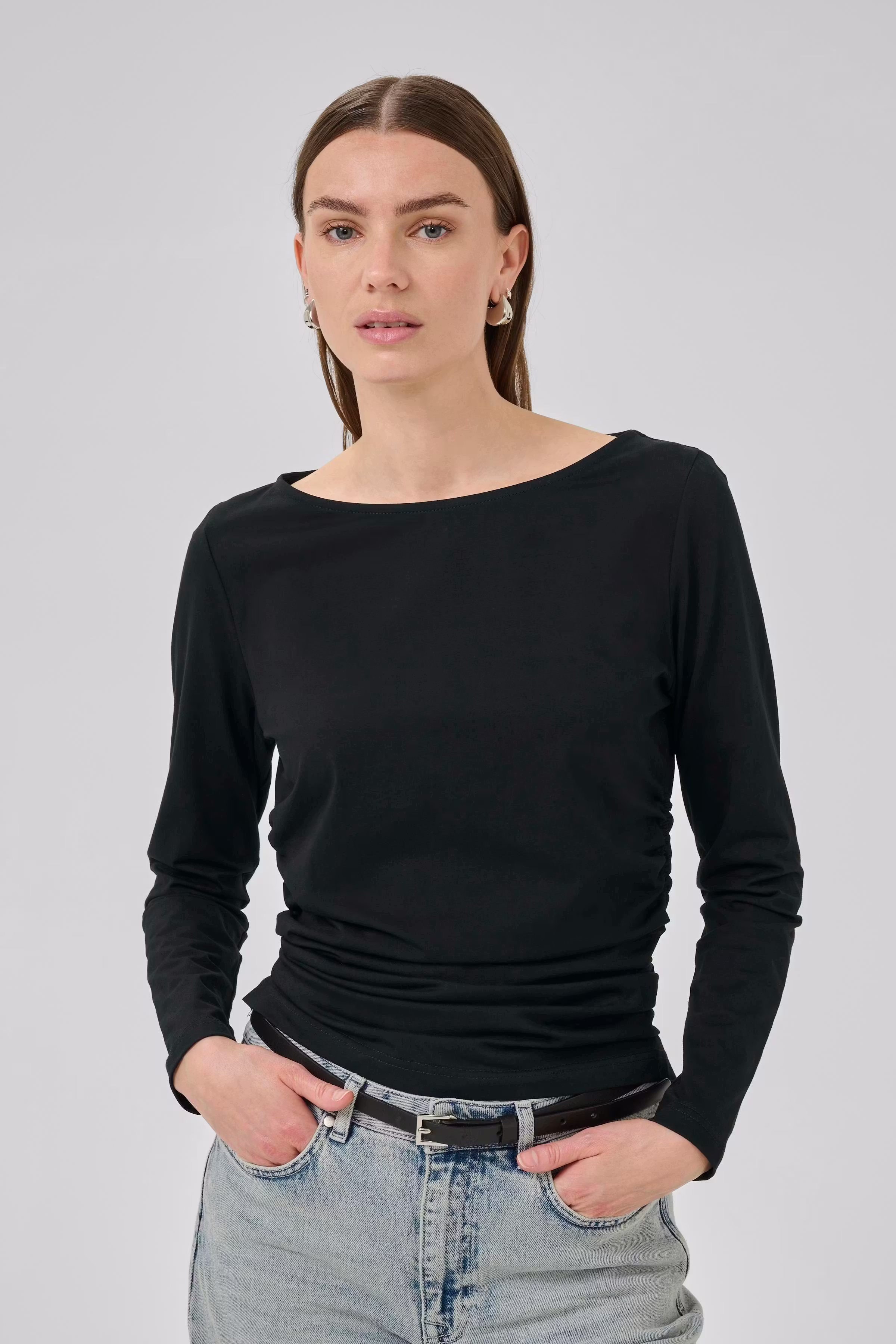 LeaMW Blouse LOOKBOOK FRONT 10705254-100031