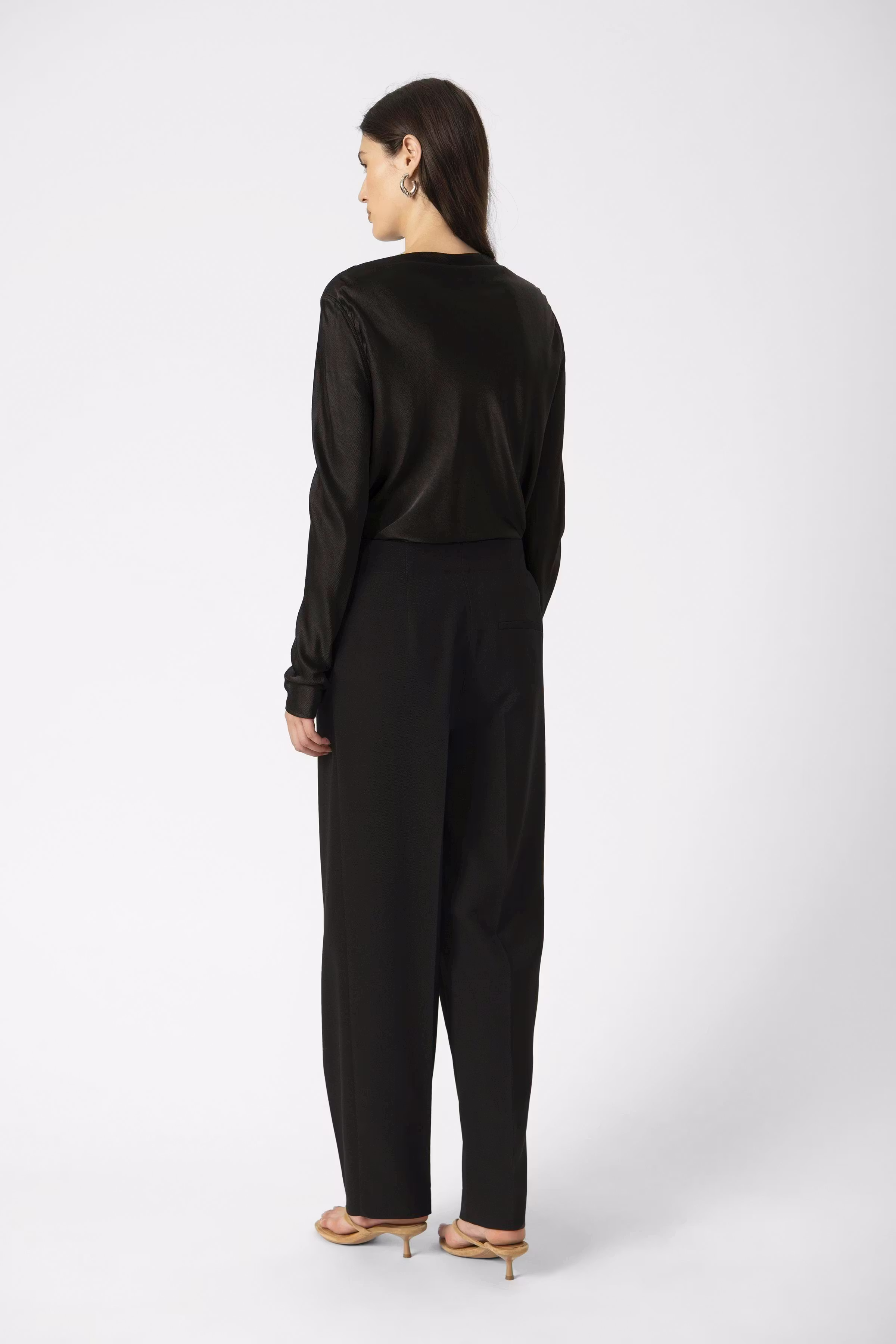 SLSarina Broek LOOKBOOK BACK 30408642-194008