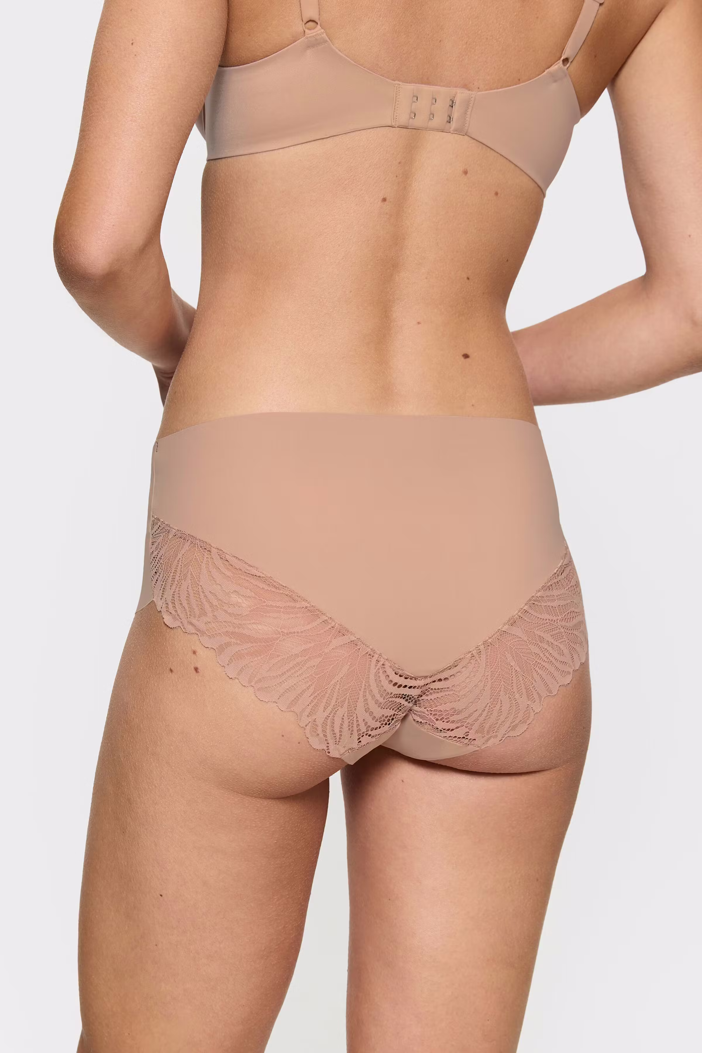 PrettyMicroMaxi Panties LOOKBOOK BACK 40500284-T00EP