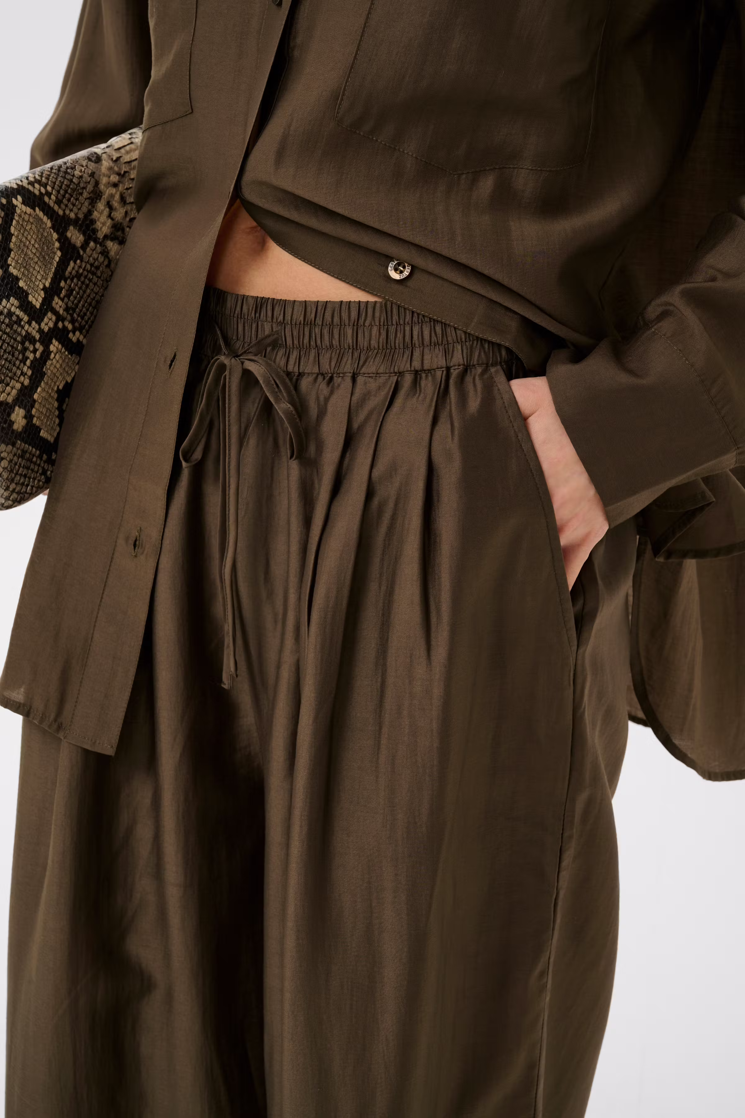GZsiora Bukser LOOKBOOK DETAIL 10911146-190916