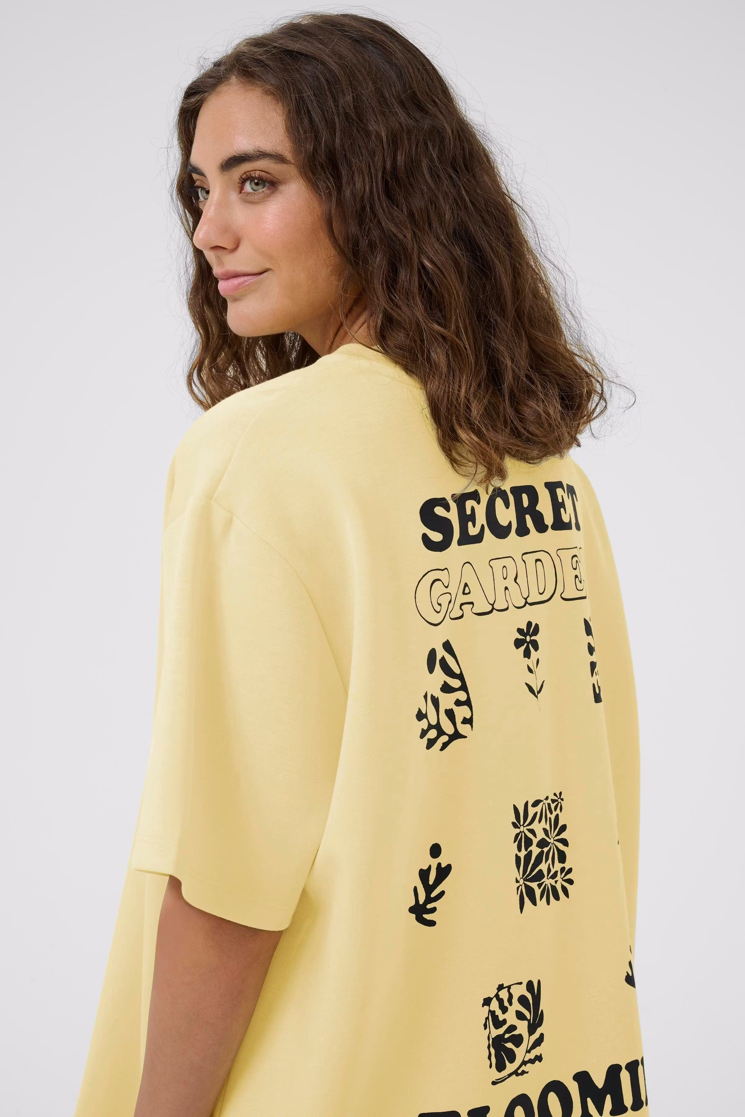 CUgarden T-shirt LOOKBOOK DETAIL 50112758-120711