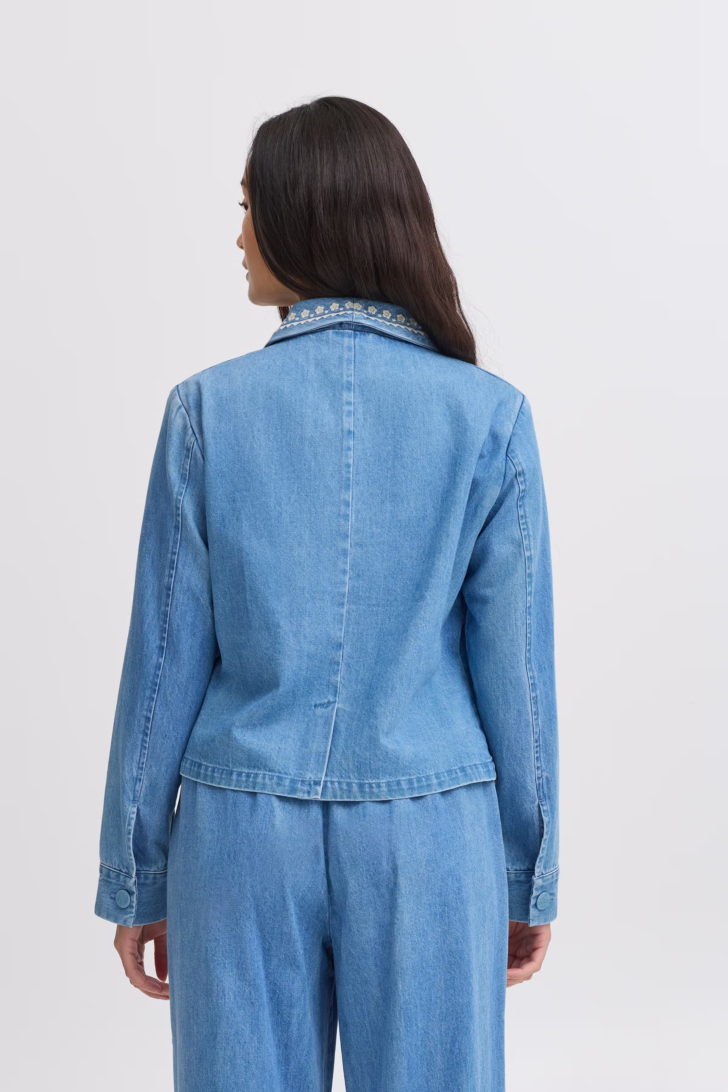 IRTAWNY Blazer LOOKBOOK BACK 20122715-203935