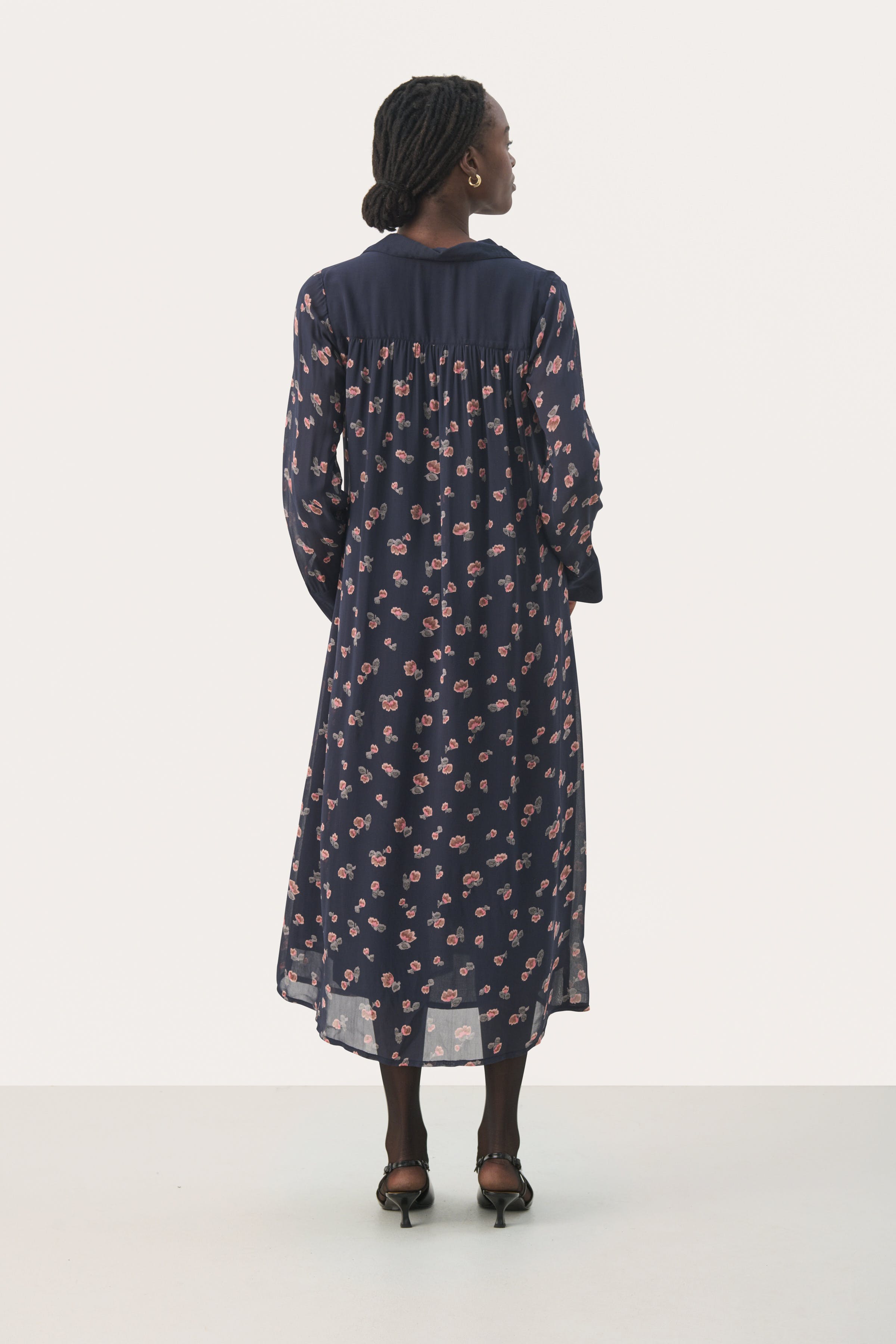 PriscilaPW Kleid LOOKBOOK BACK 30309257-303409