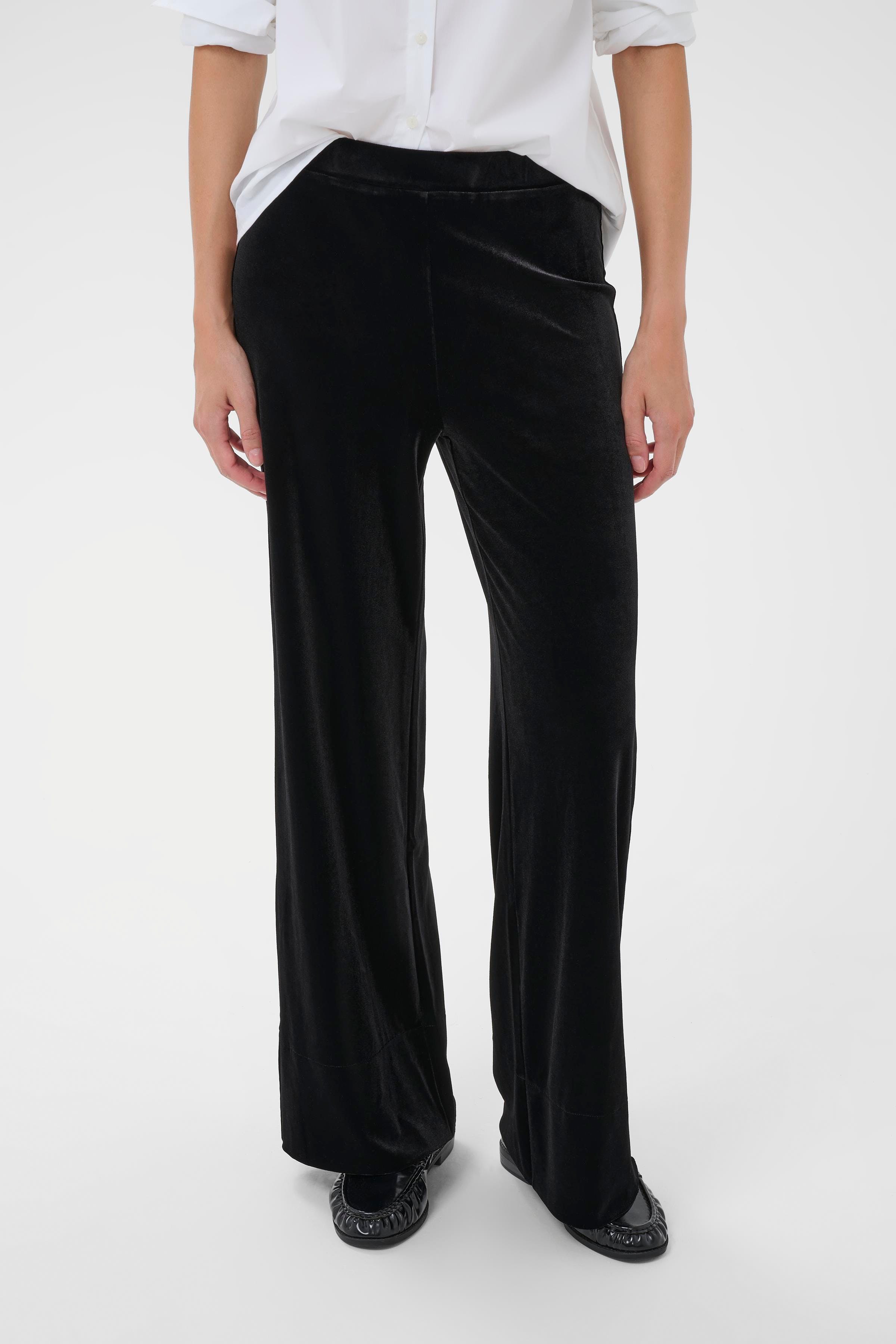 VarlaPW Byxor LOOKBOOK FRONT 30310185-194008