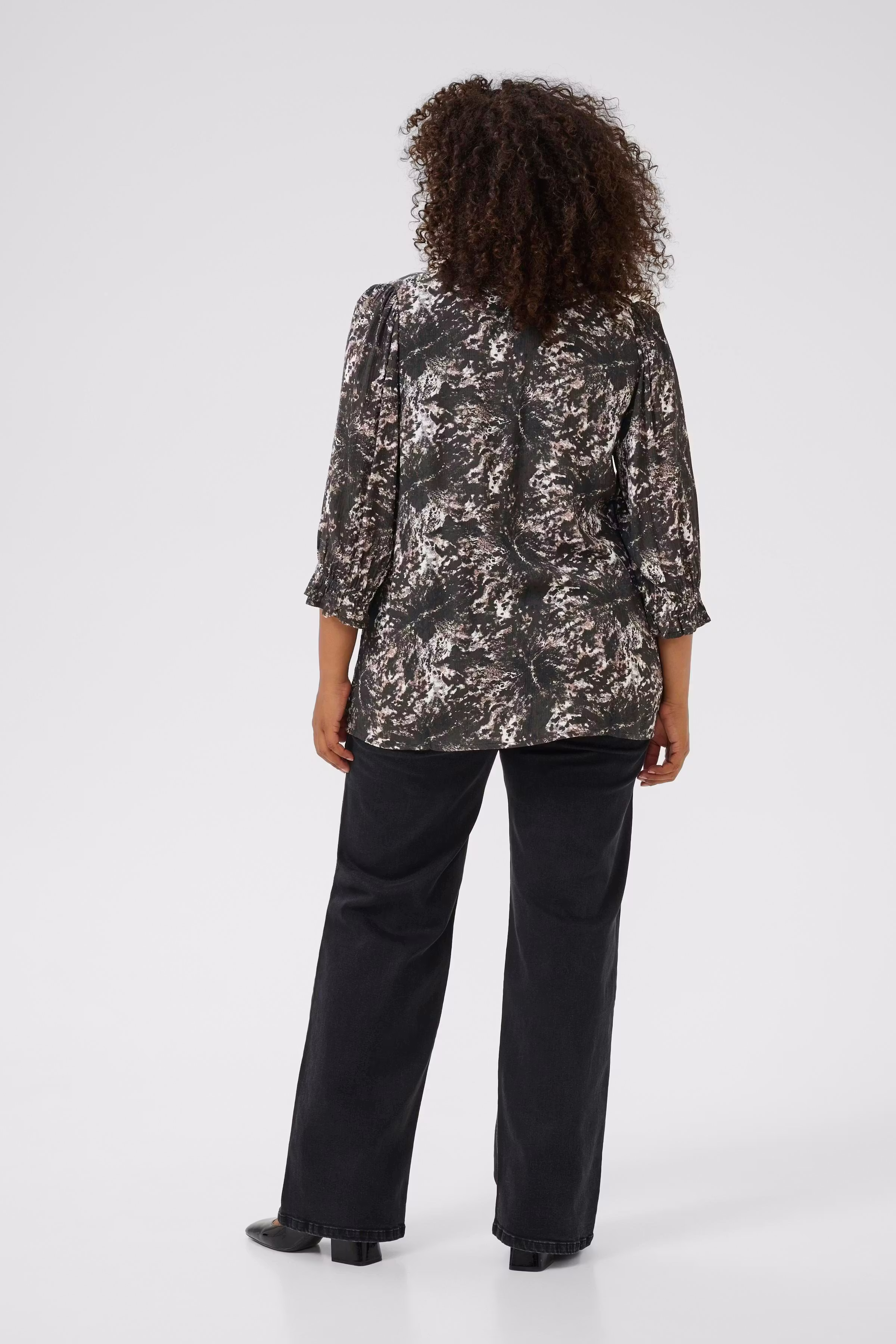 KClunda Bluse LOOKBOOK BACK 10583713-108203