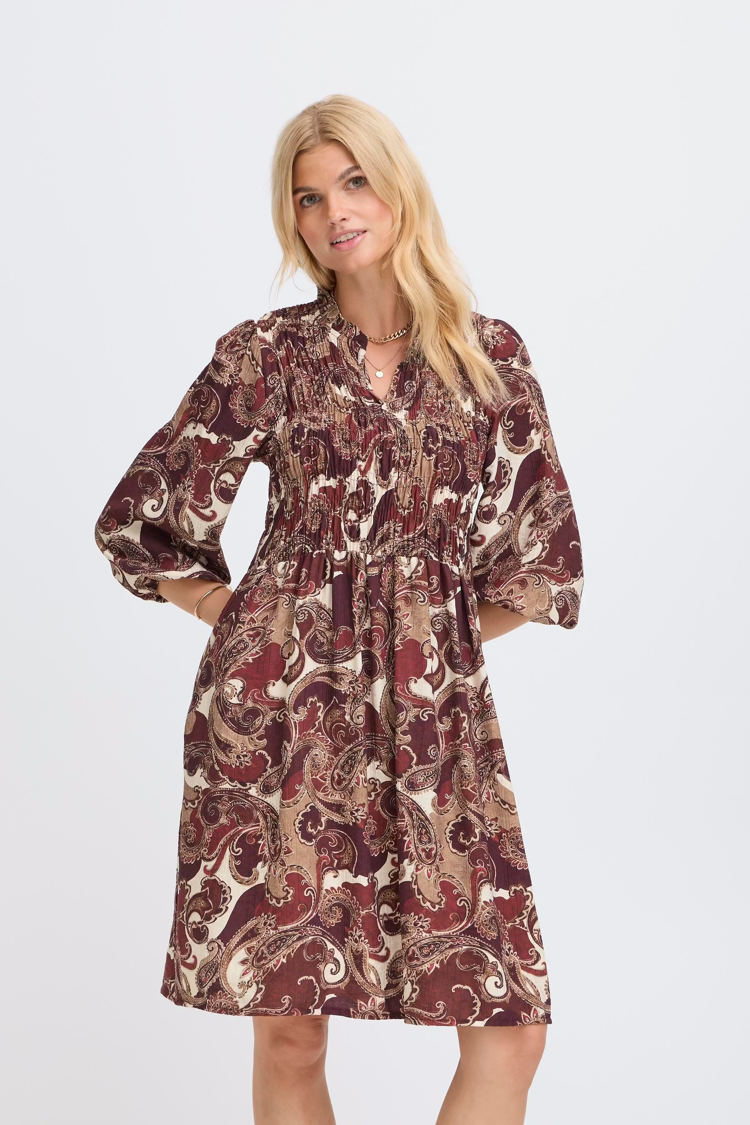 SBGOHAR Kjole LOOKBOOK FRONT 22101060-191724