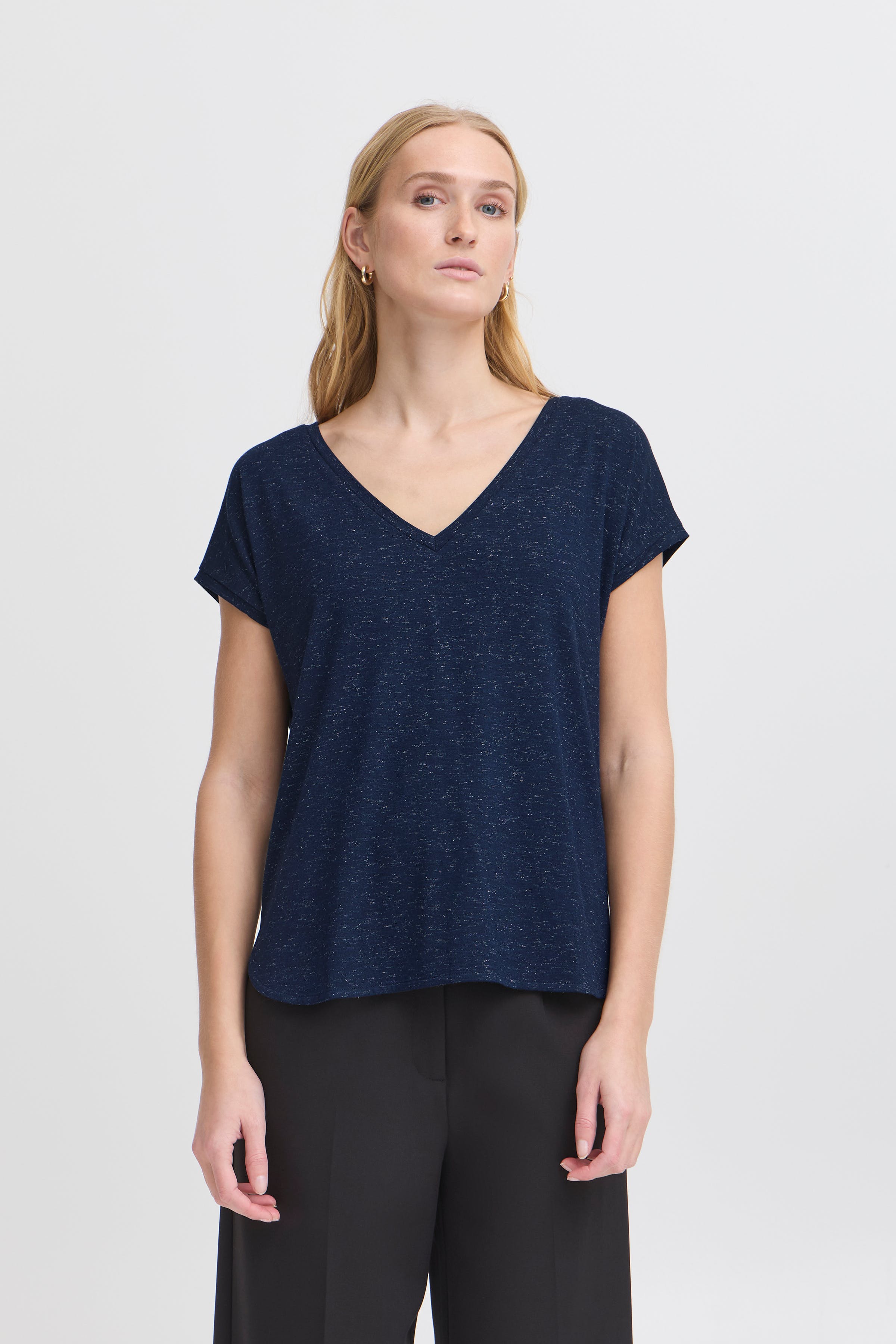 IHREBEL T-shirt LOOKBOOK FRONT 20121349-194010