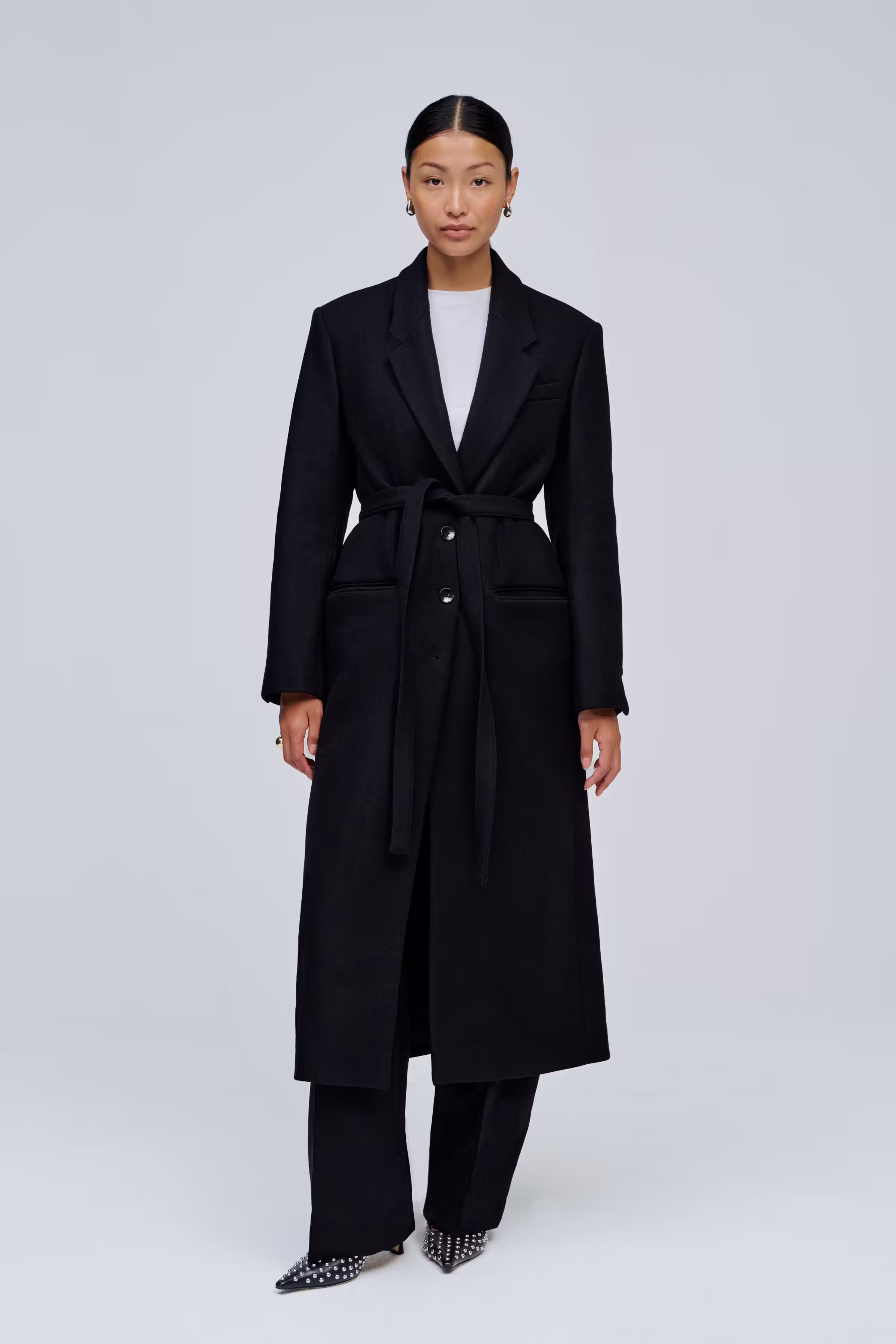 IOCrystal Coat LOOKBOOK FRONT 30600048-BK999