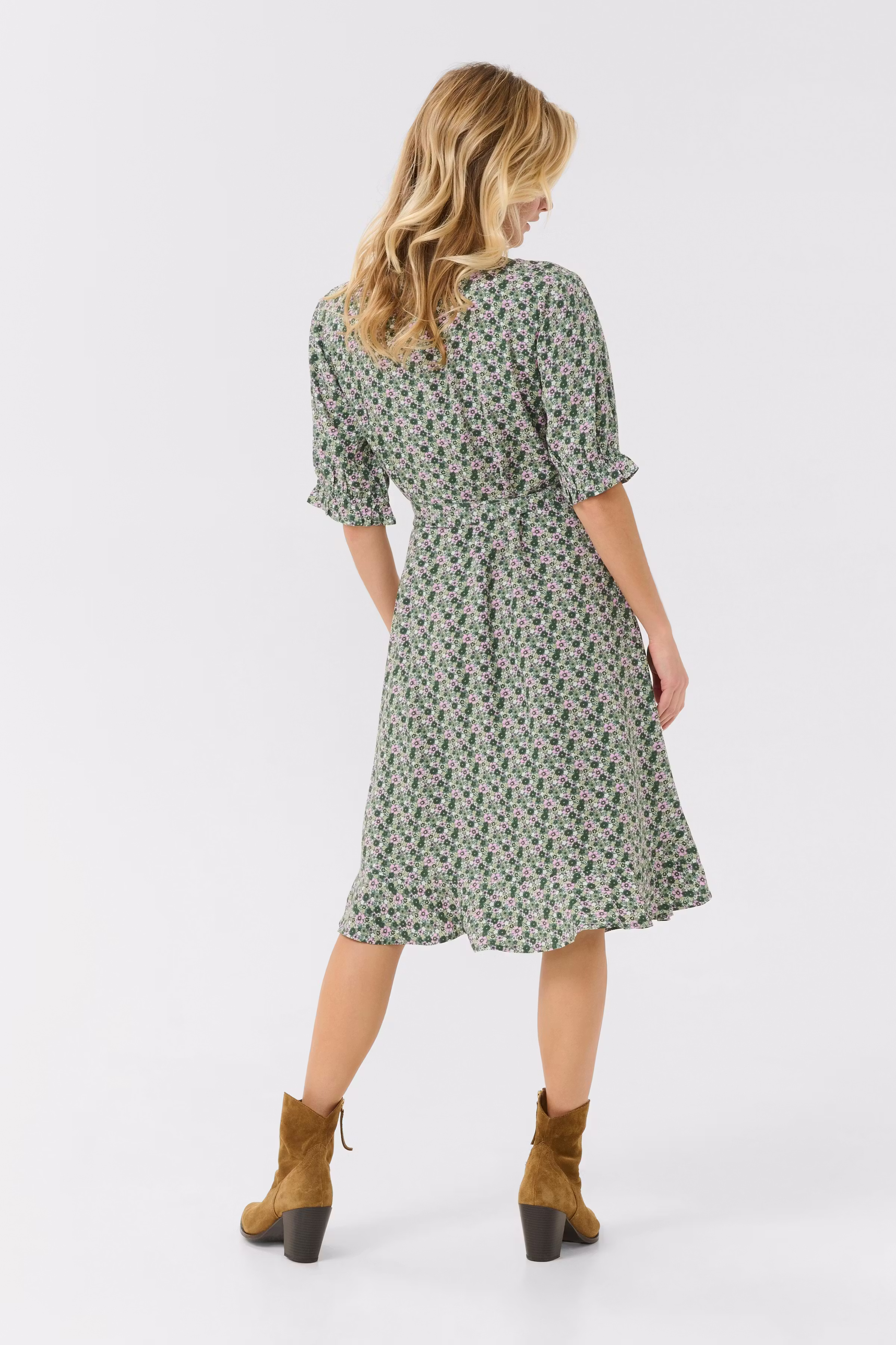 CRTiah Kjole LOOKBOOK BACK 10613380-108066