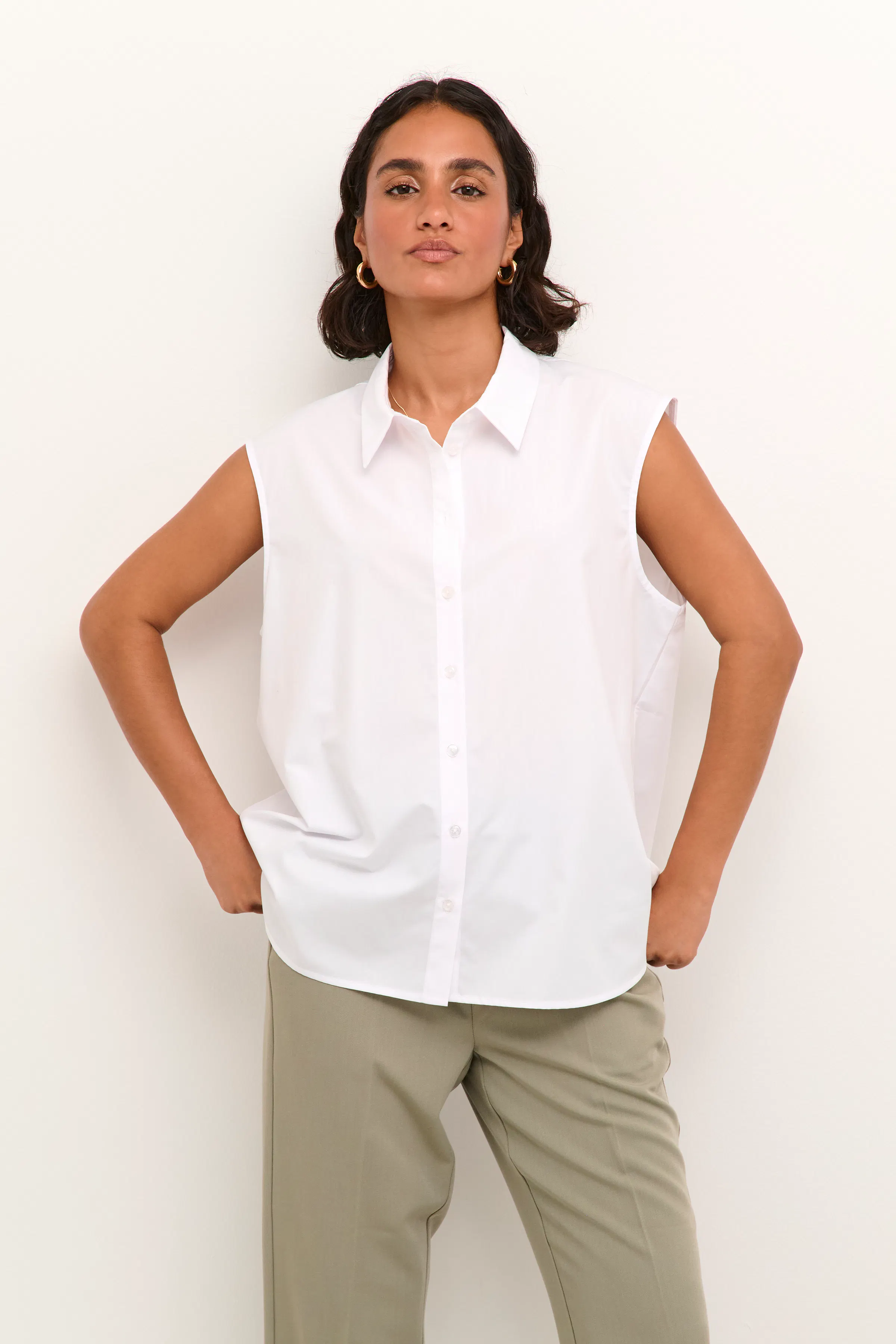 KAanna Bluse LOOKBOOK FRONT 10508614-110601