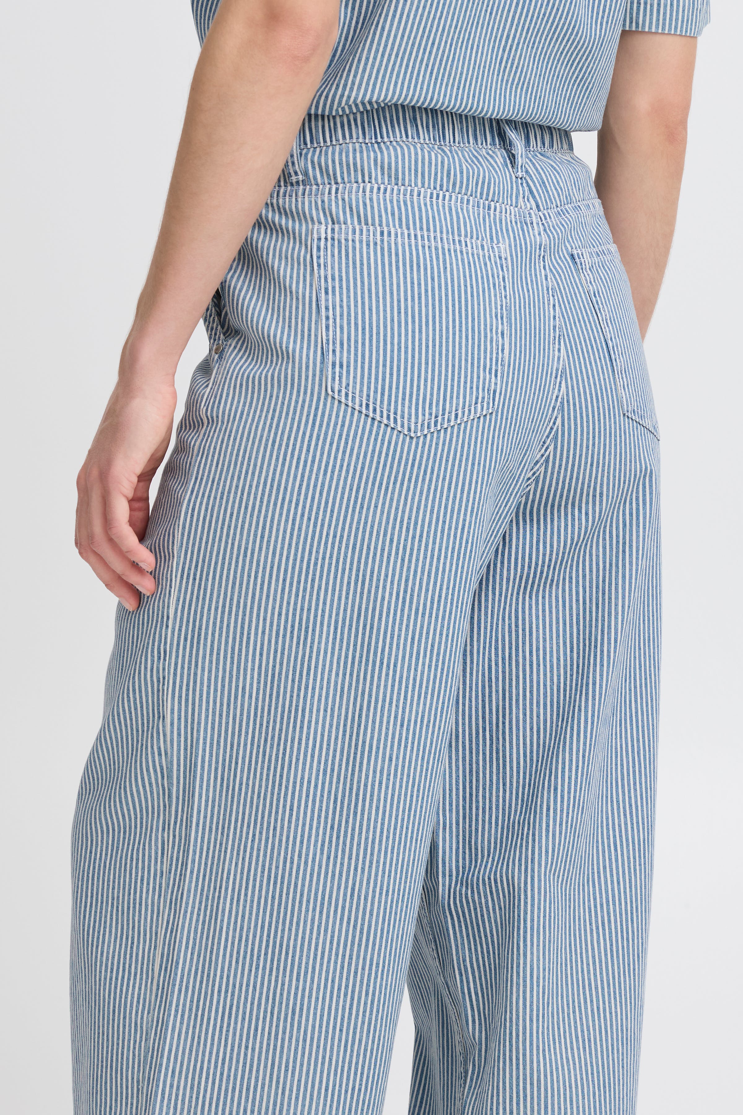 BYLARO Byxor LOOKBOOK DETAIL 20816762-204781