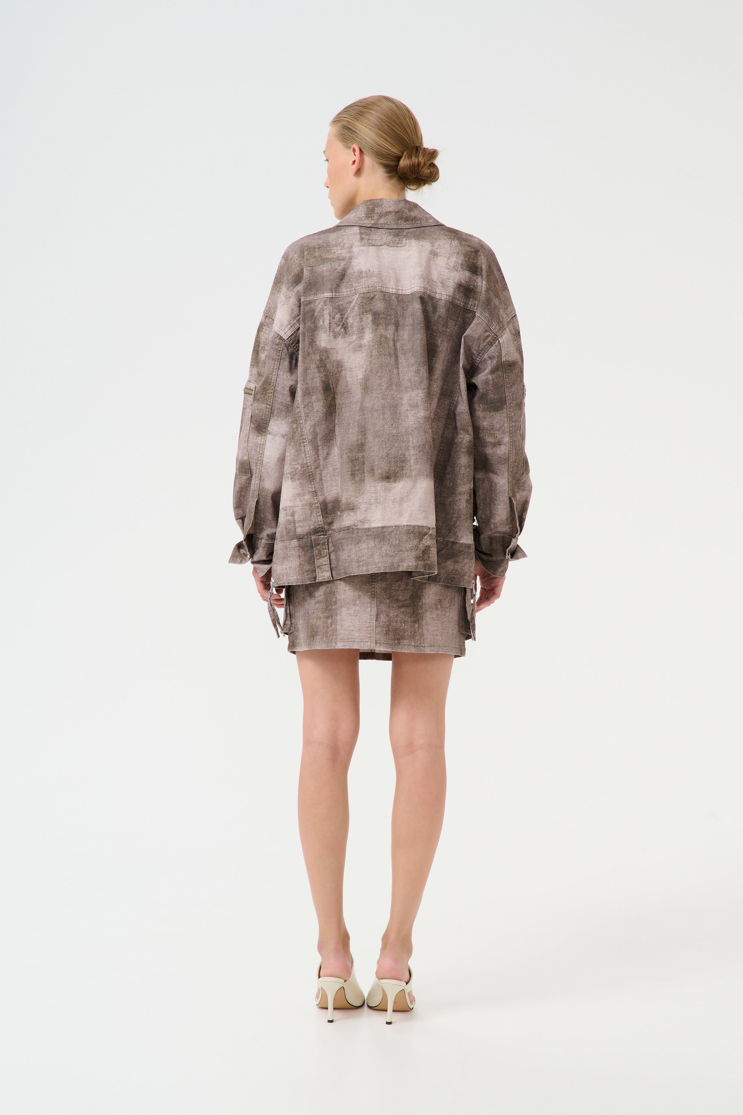 GZemelen Rock LOOKBOOK BACK 10910155-107547