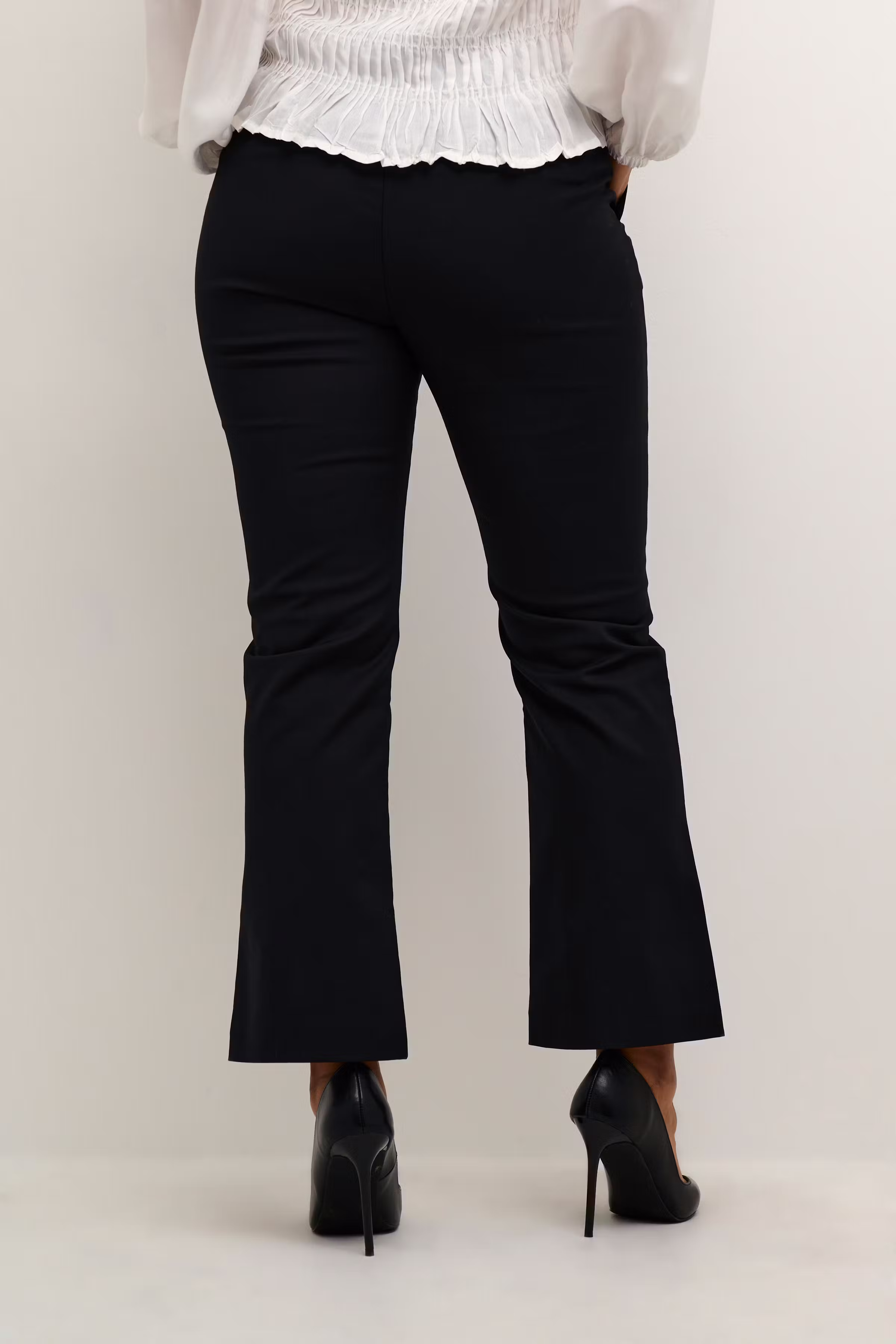 CRFirana Pantalon LOOKBOOK BACK 10611870-100120