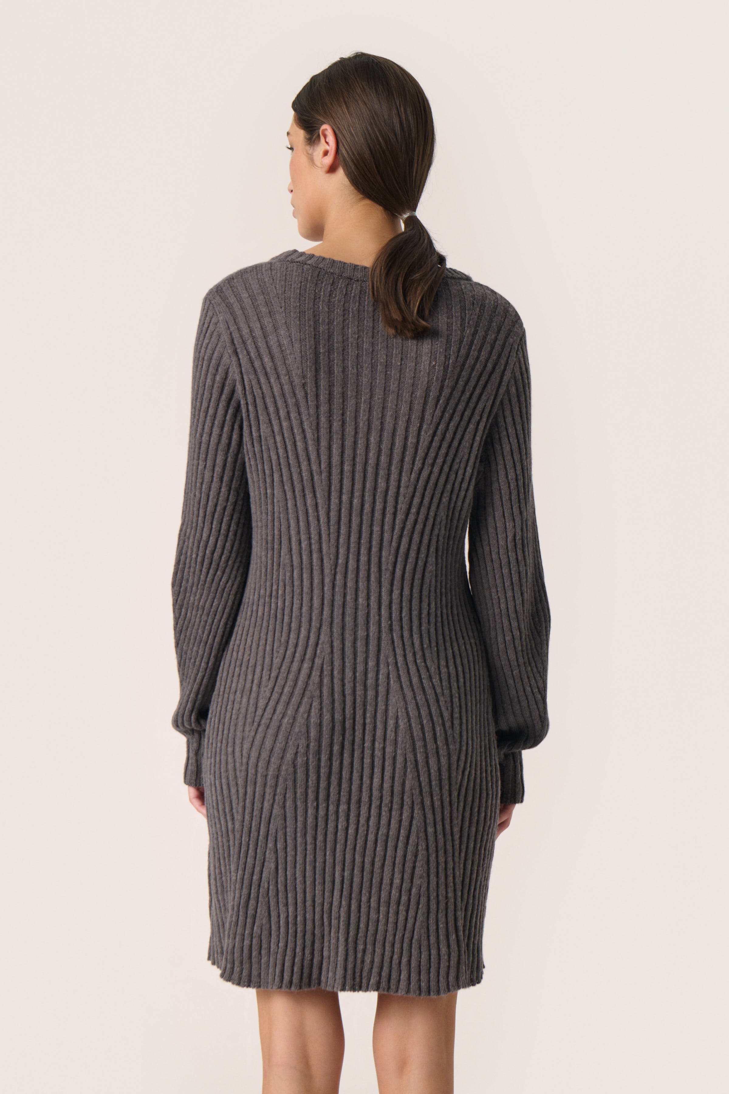 SLDitta Klänning LOOKBOOK BACK 30407766-180403