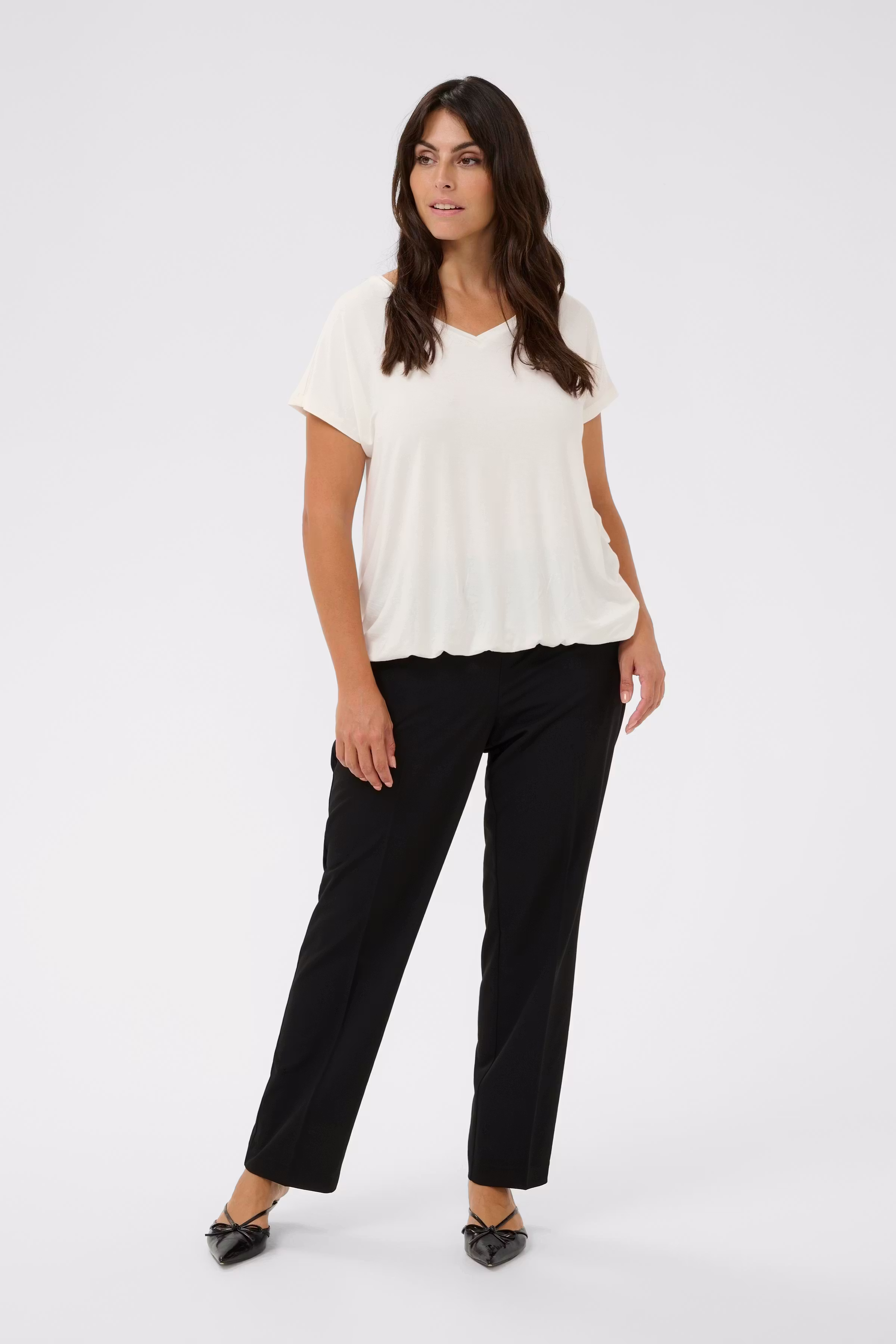 KCjena T-shirt LOOKBOOK FRONT 10582099-110602