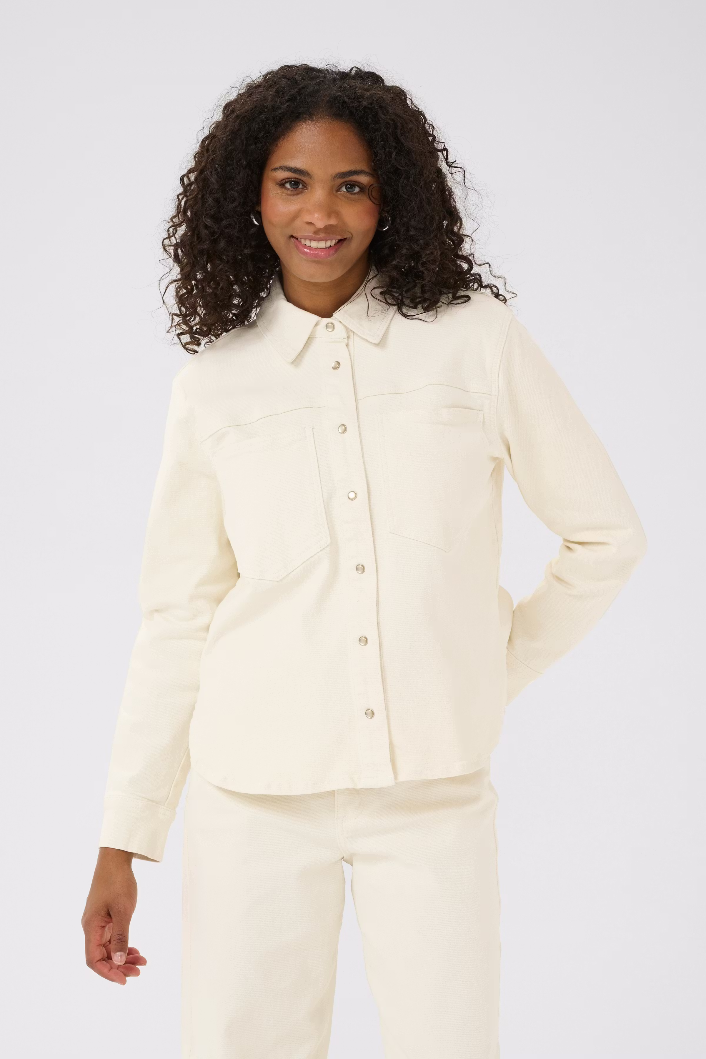 KAwhitney Denim Overhemd LOOKBOOK FRONT 10552392-107724