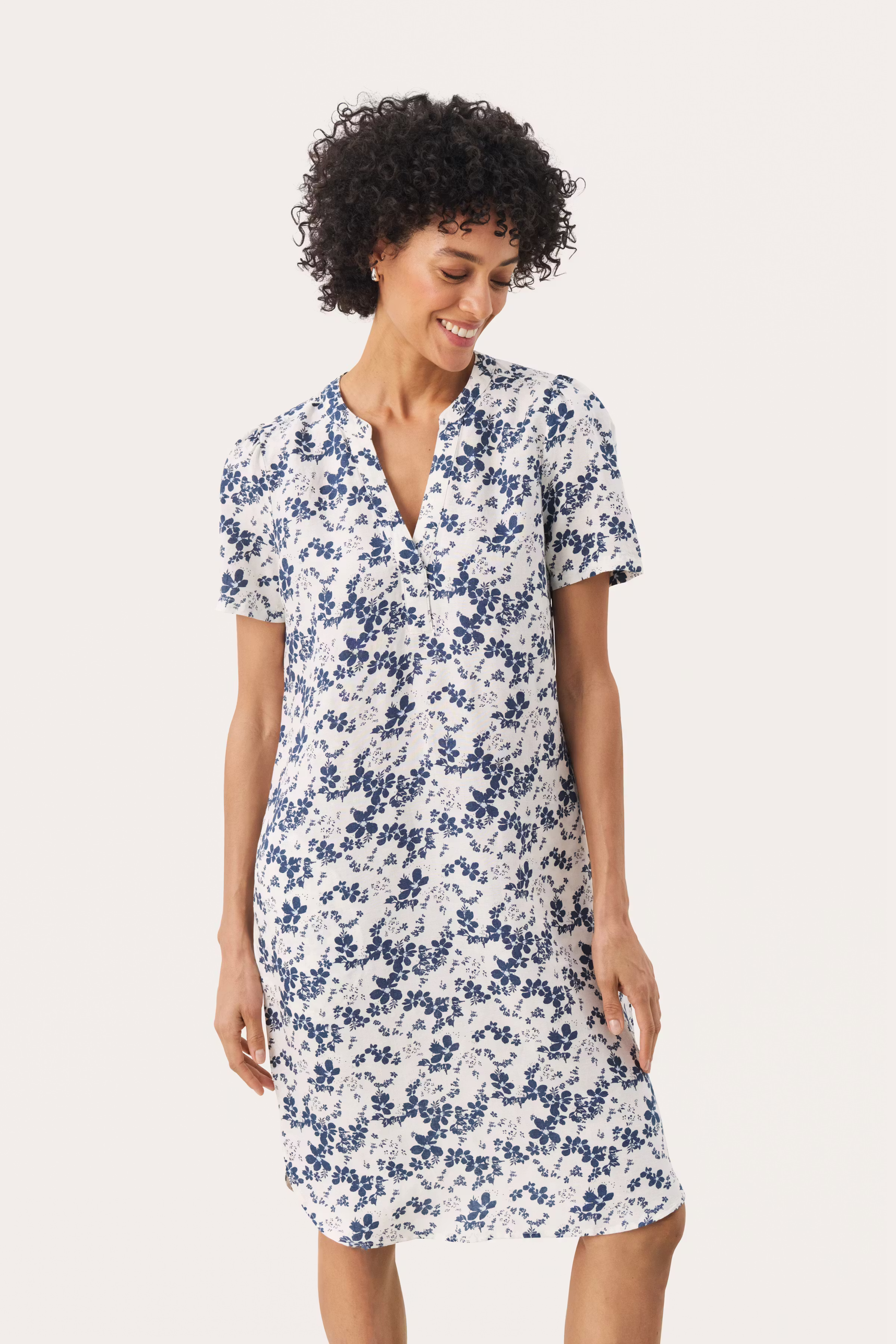 AminasePW Dress LOOKBOOK FRONT 30309934-303792