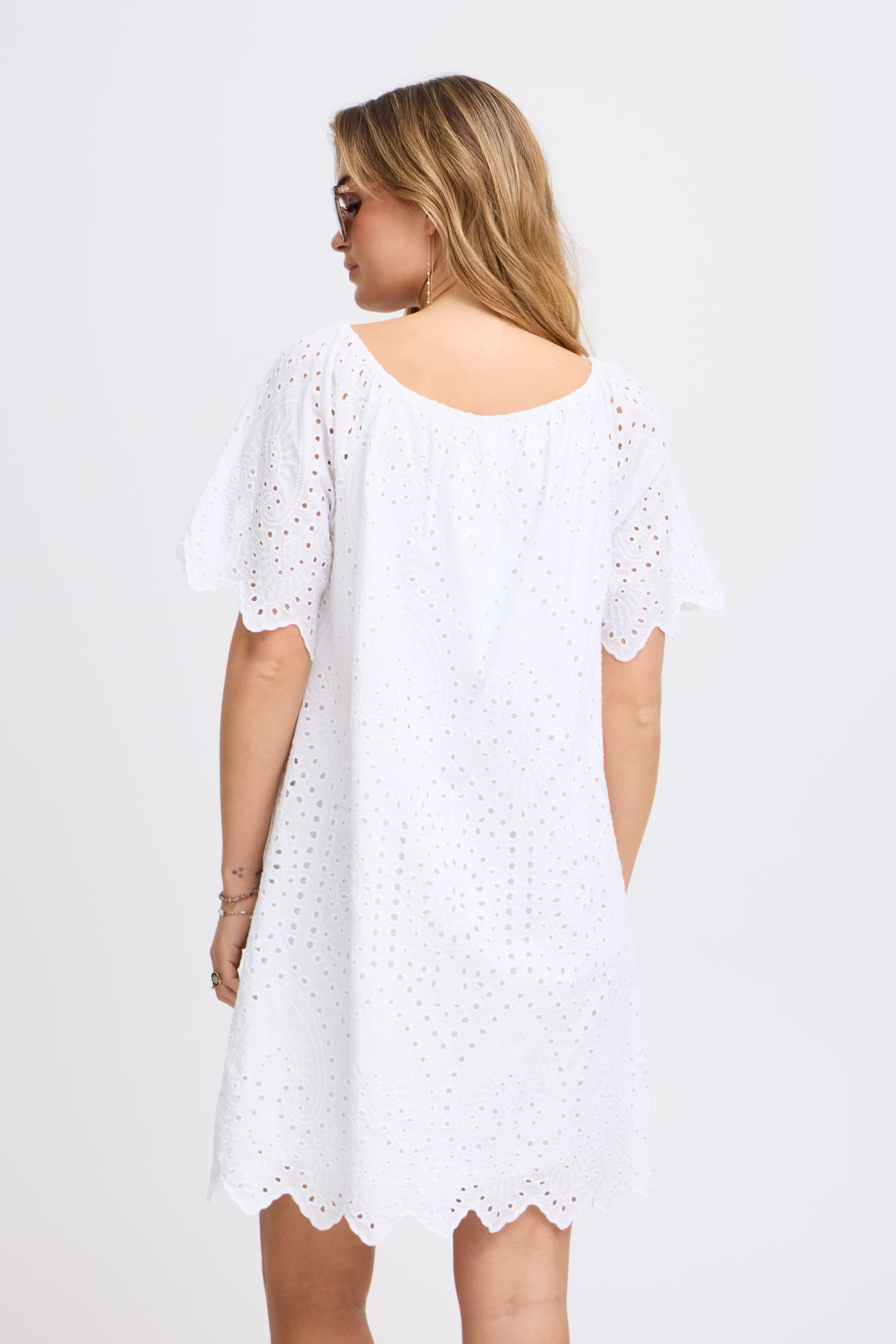 SBMILEA Kjole LOOKBOOK BACK 22100562-110602