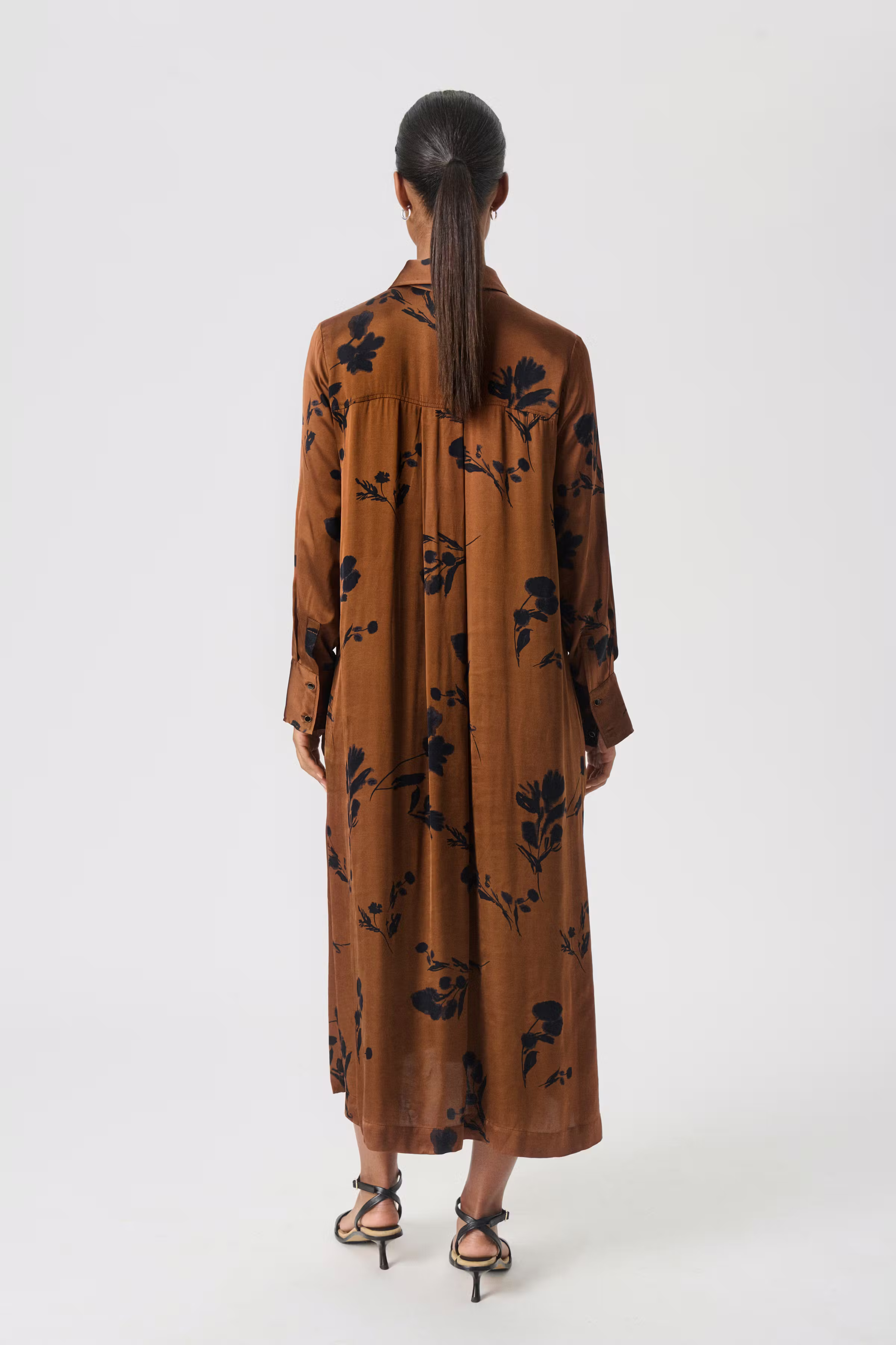 VarnaPW Dress LOOKBOOK BACK 30310142-304385