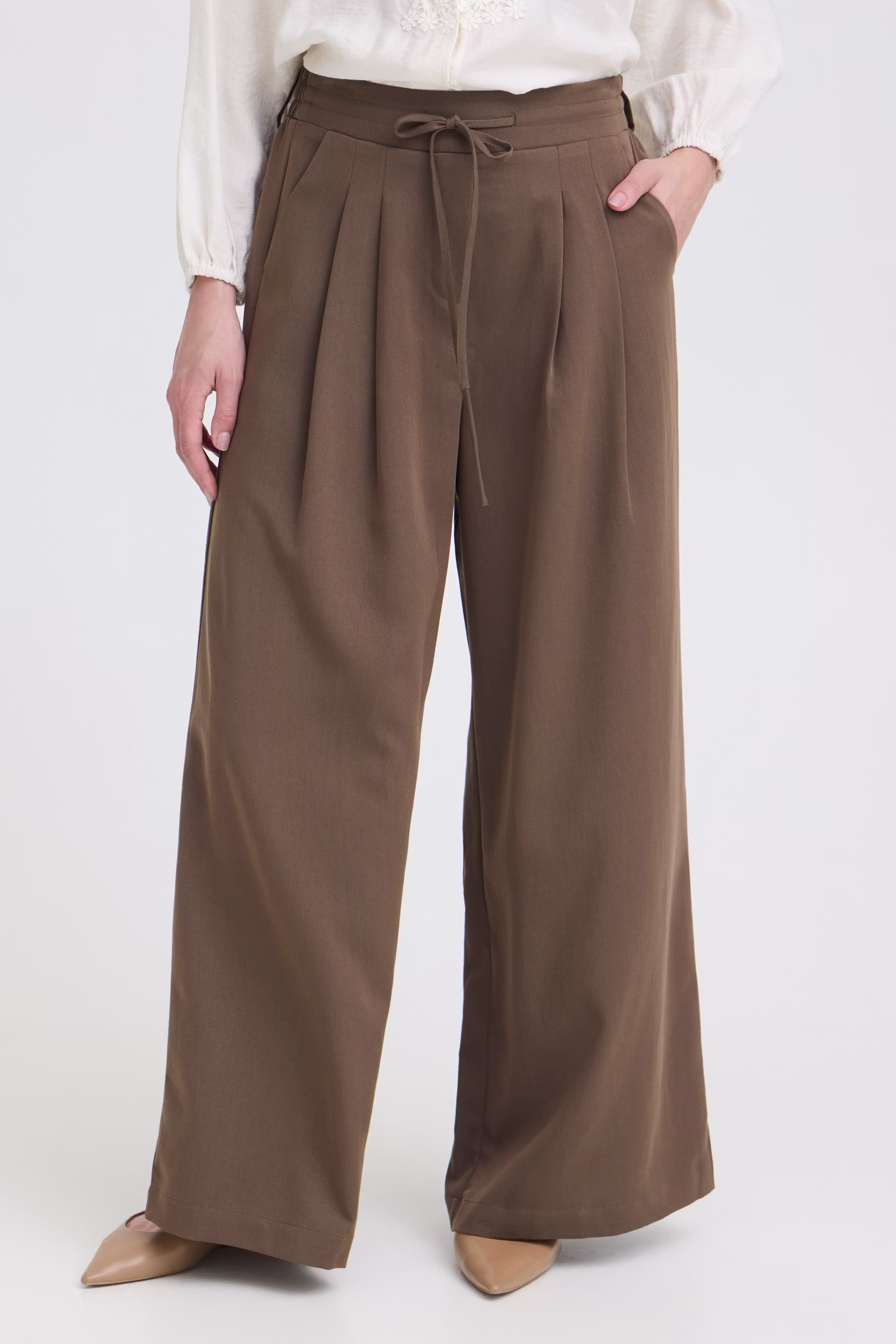 FRVEDA Bukser LOOKBOOK FRONT 20618072-1909161