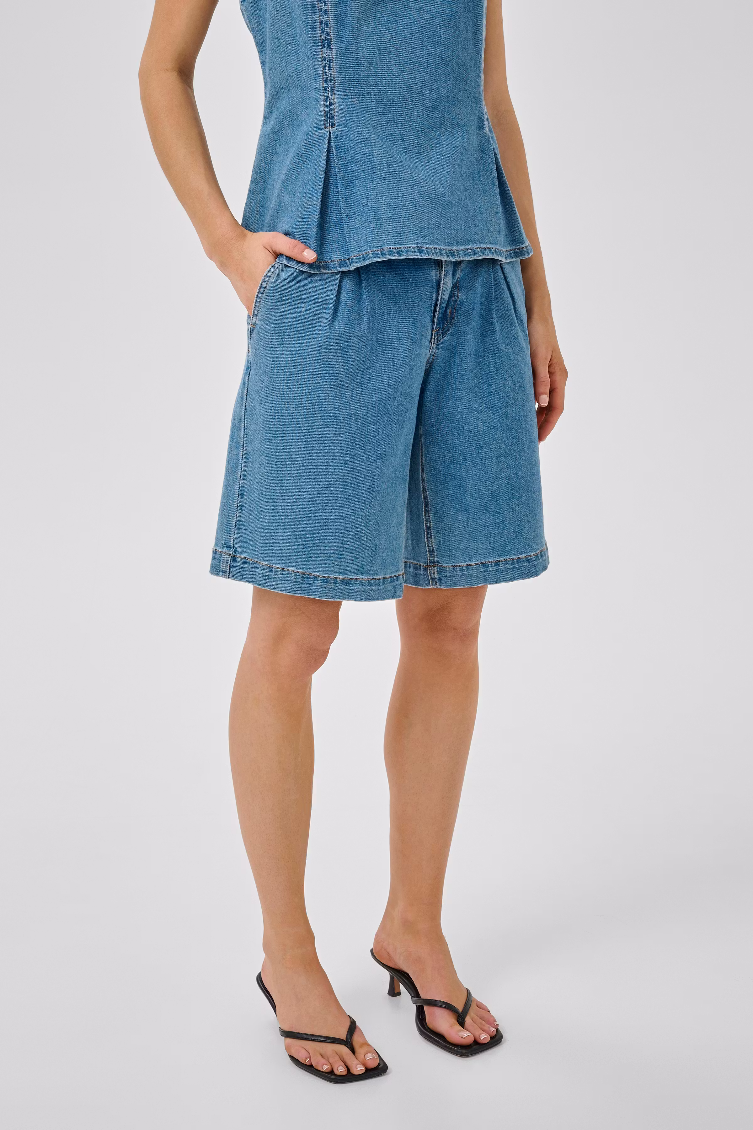 MWLara Denimshorts LOOKBOOK FRONT 10705595-100053