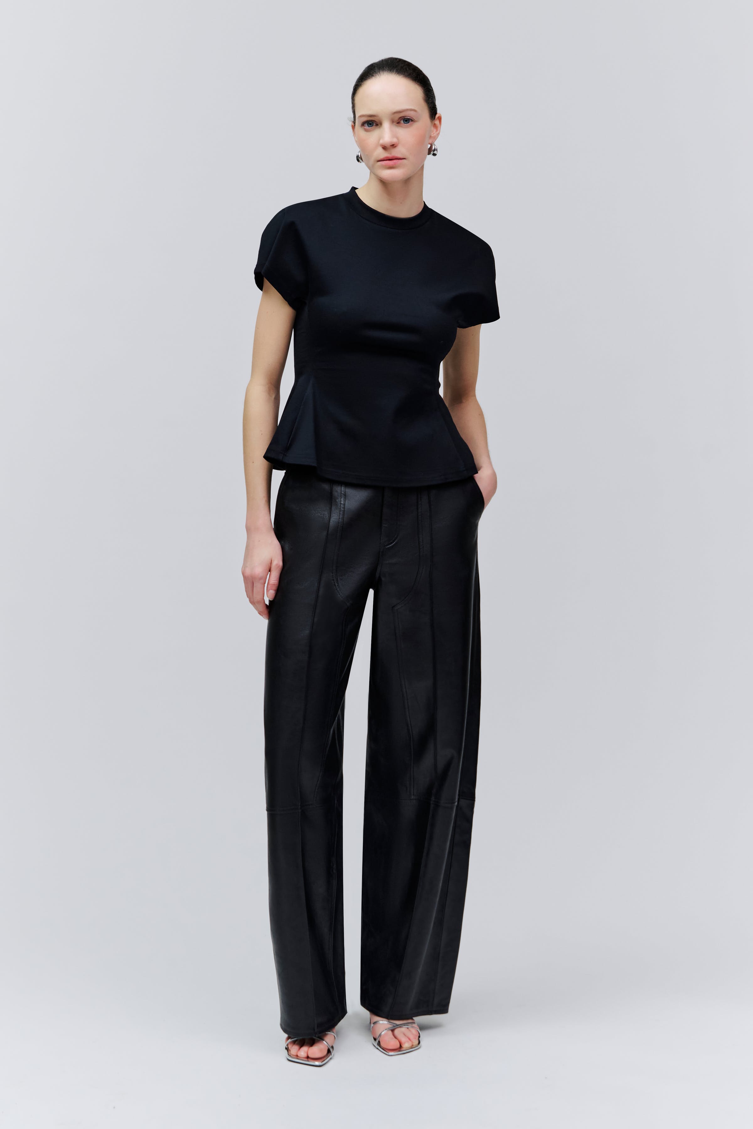 FERNANDA T-shirt LOOKBOOK FRONT 30600582-BK999