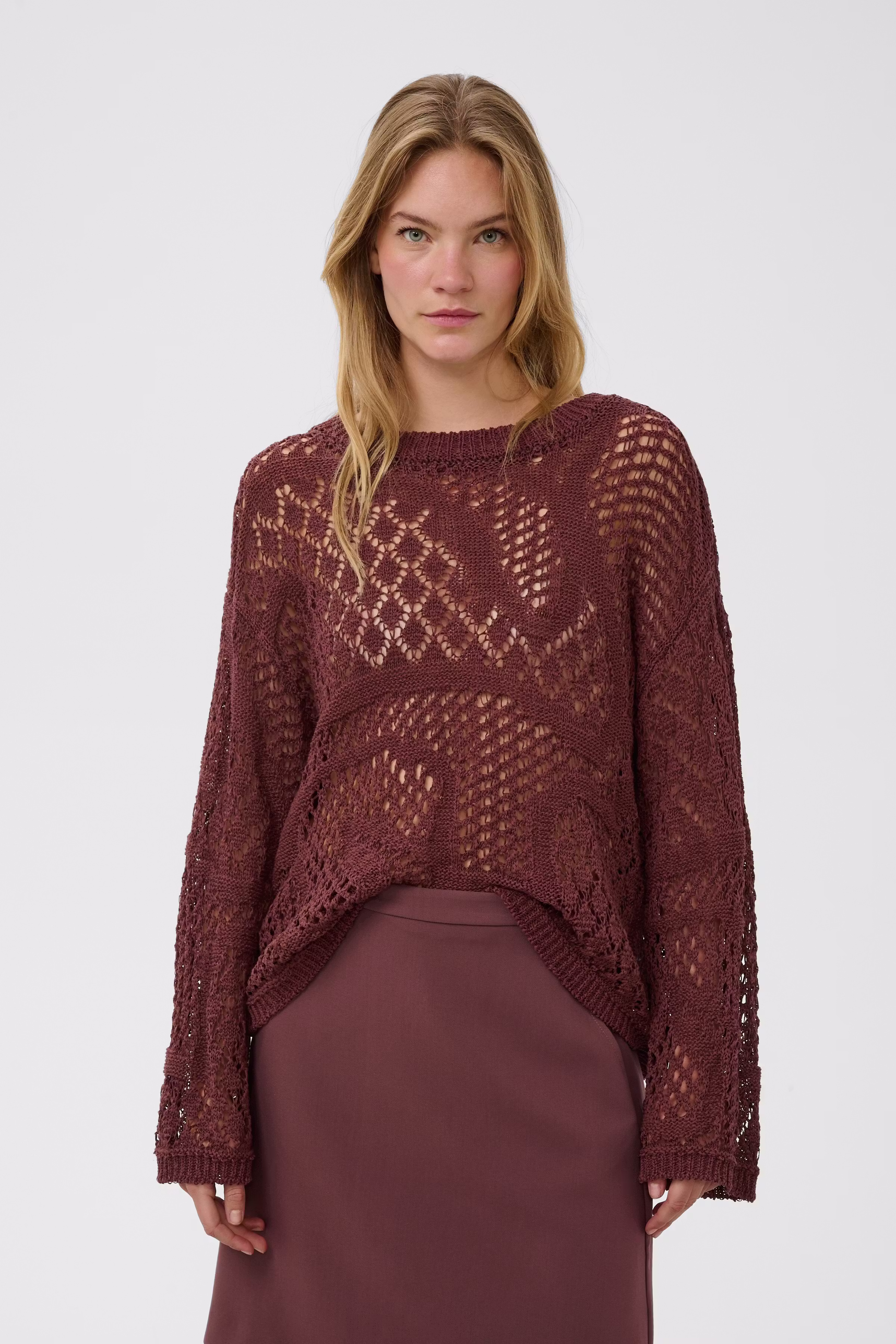 SLBarb Pullover LOOKBOOK FRONT 30409302-191322