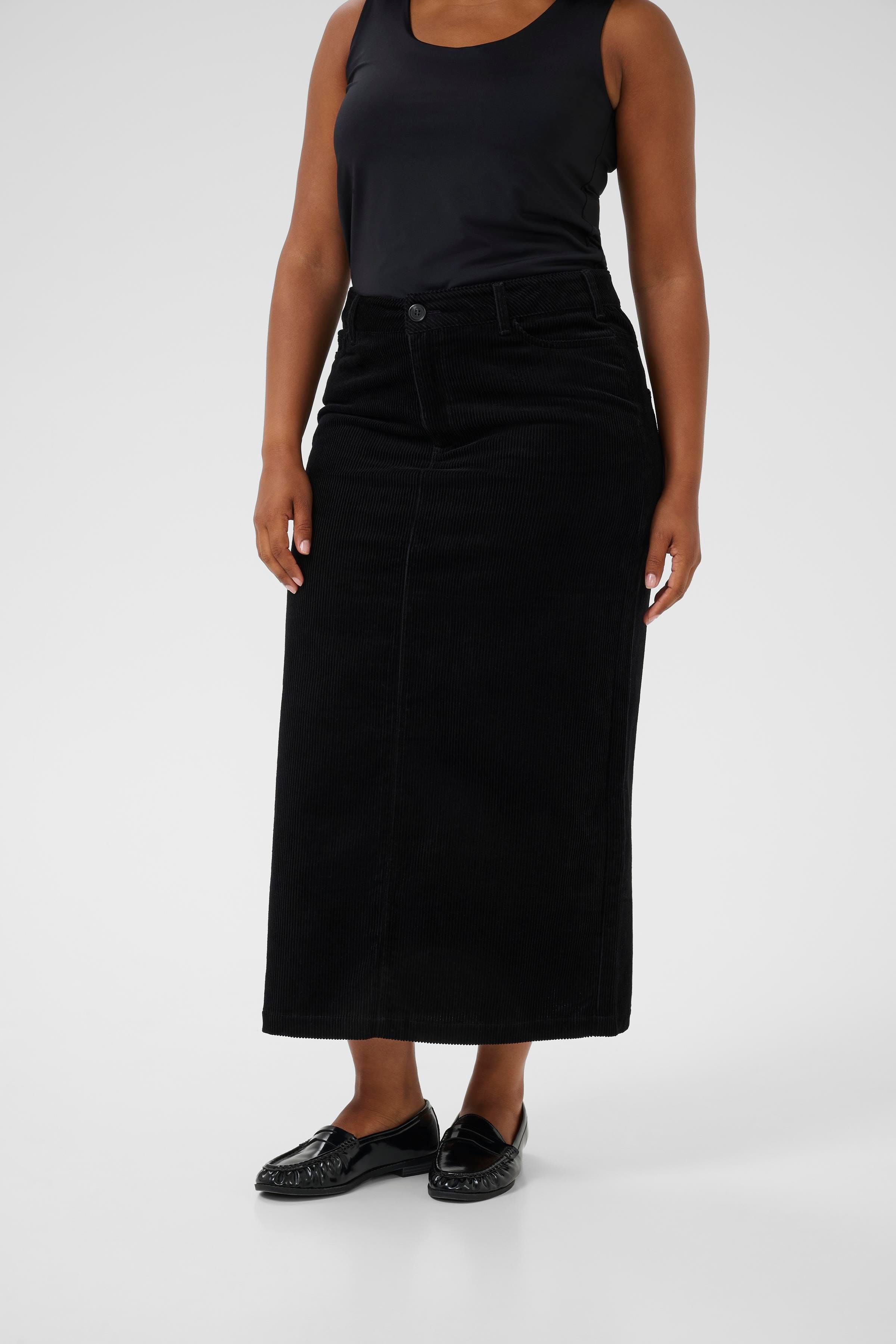 KCkirstin Skirt in corduroy LOOKBOOK FRONT 10583619-100121