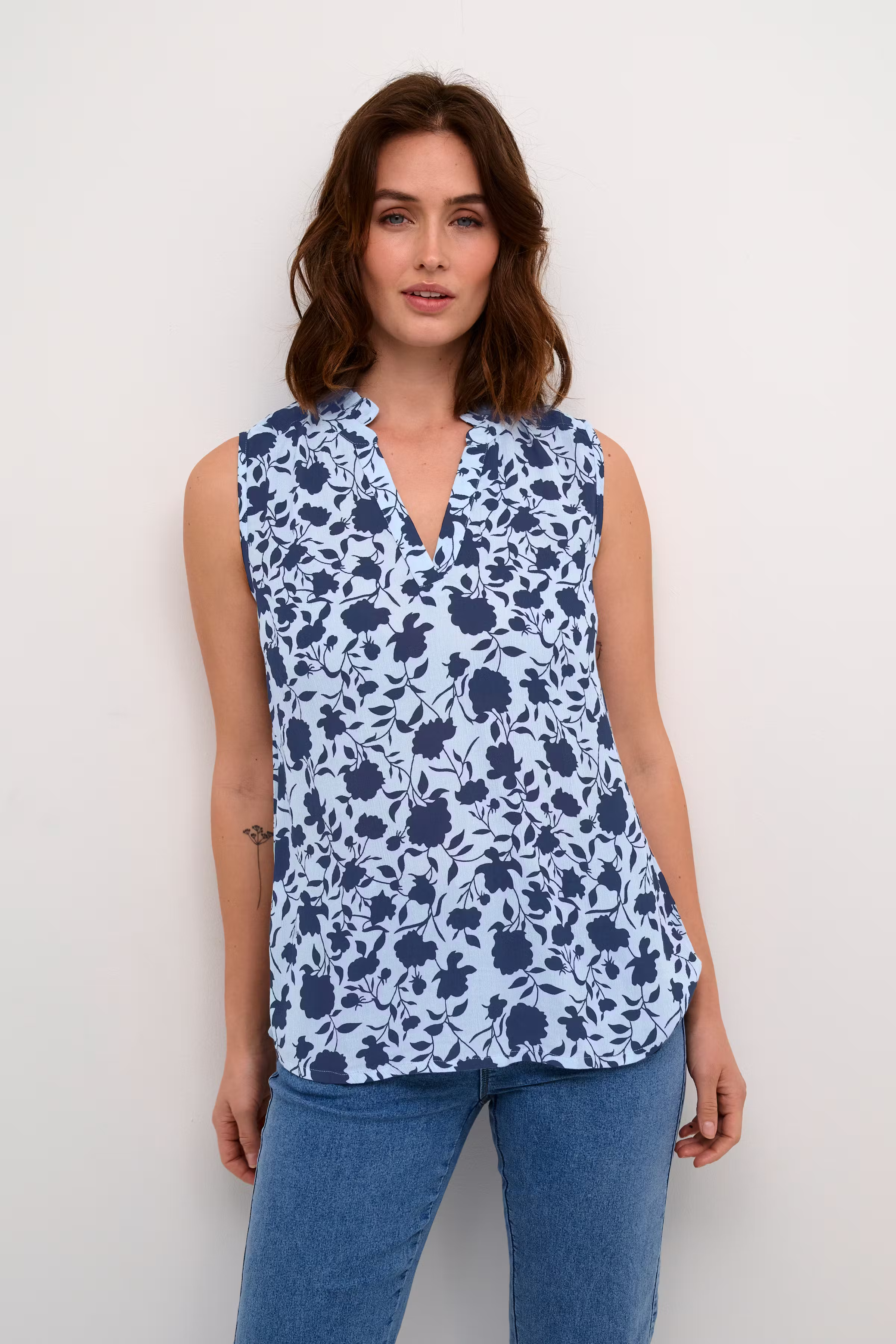 KAisolde Top LOOKBOOK FRONT 10509012-106052