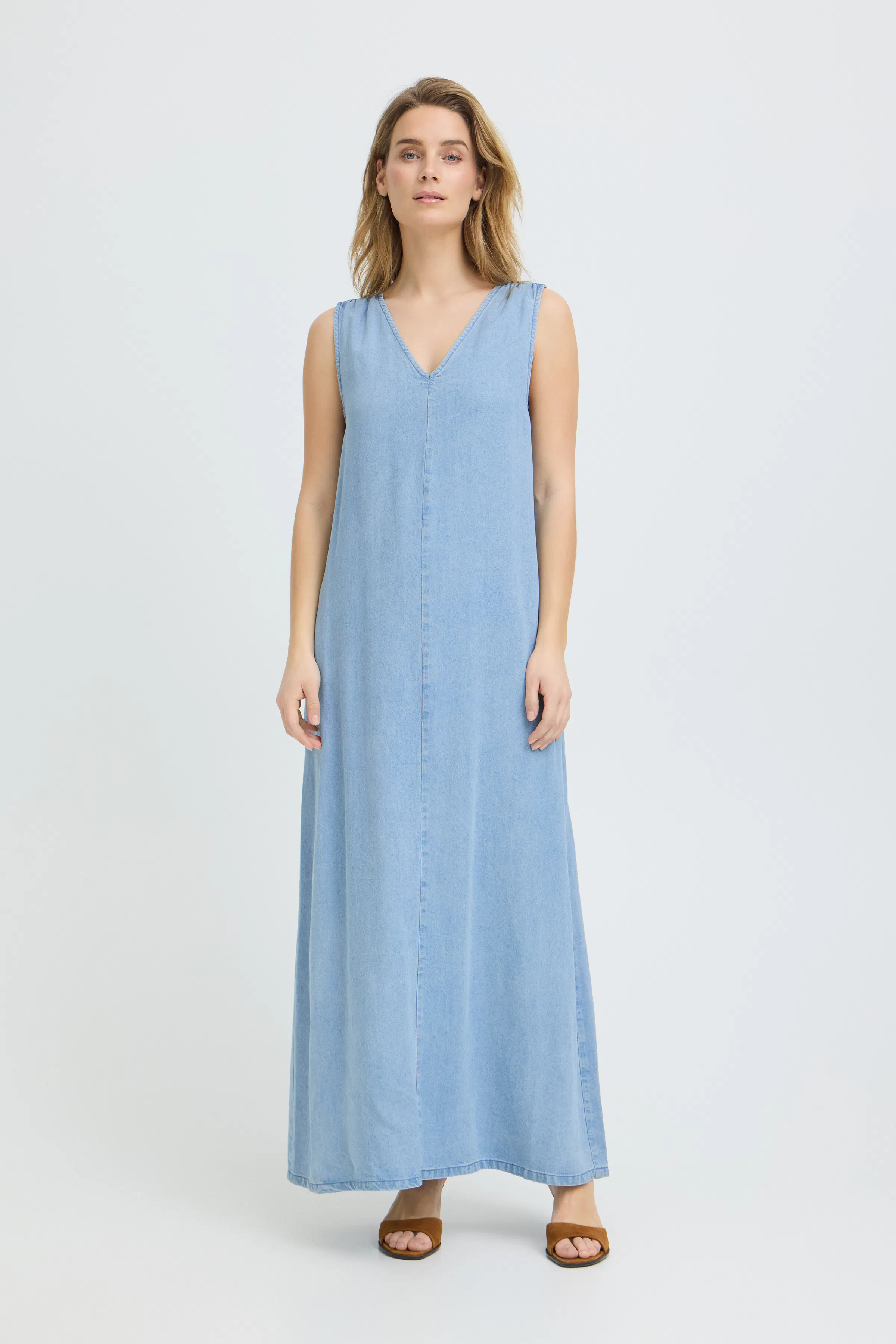 PZCHRISTA Kjole LOOKBOOK FRONT 50210546-200008