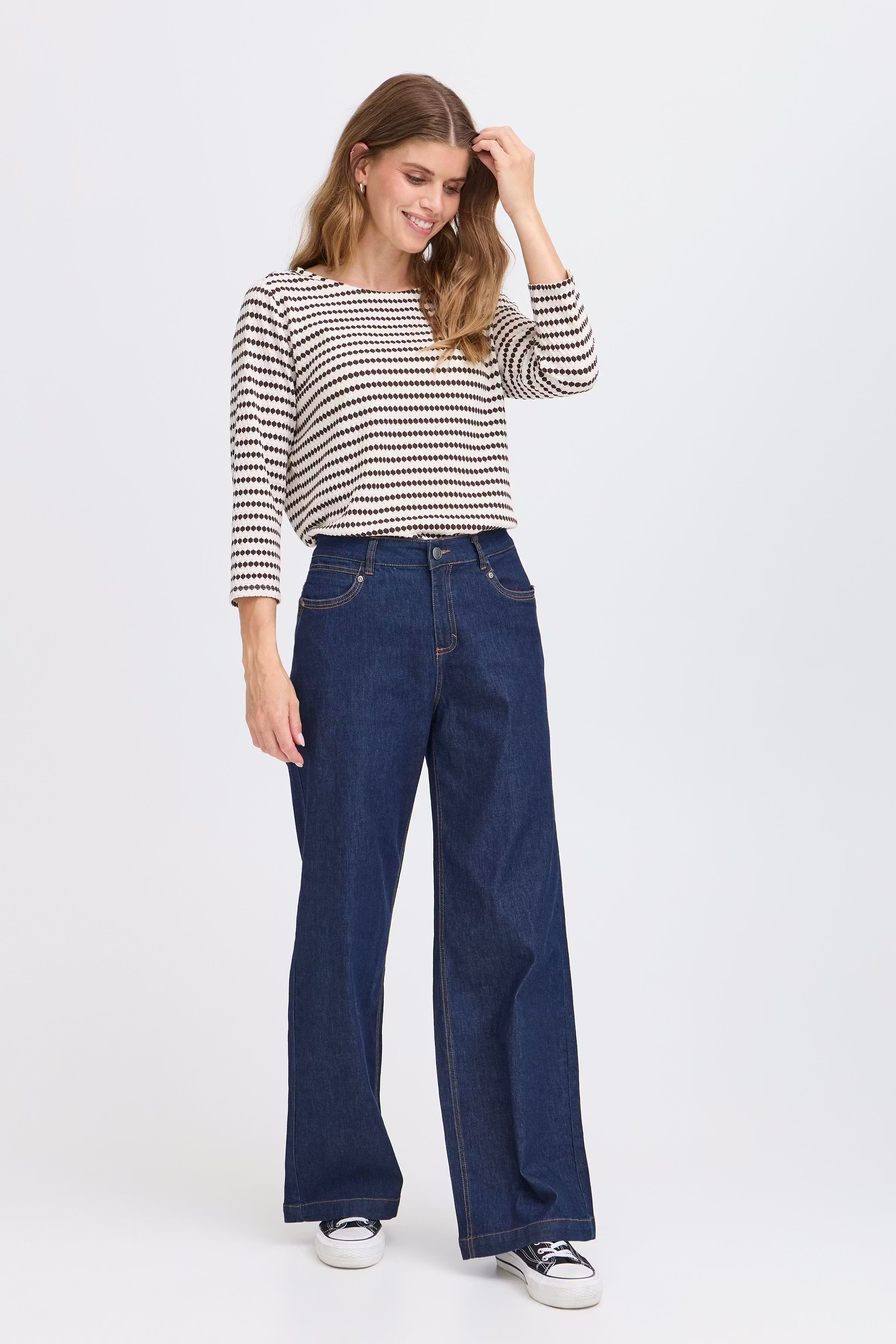 FRJOSIE T-shirt LOOKBOOK FRONT 20613431-900004872