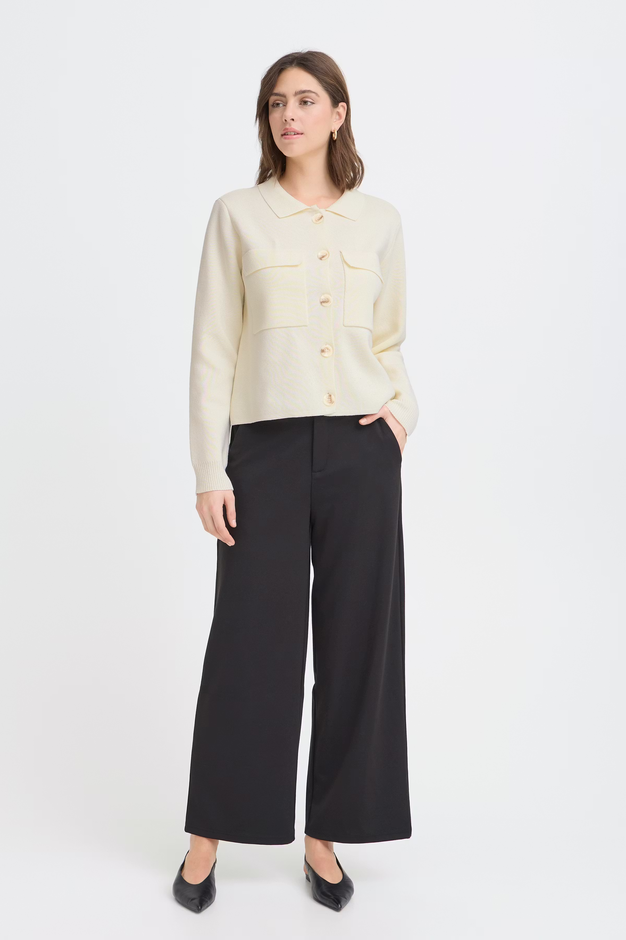 FRITA Cardigan LOOKBOOK FRONT 20615499-110701