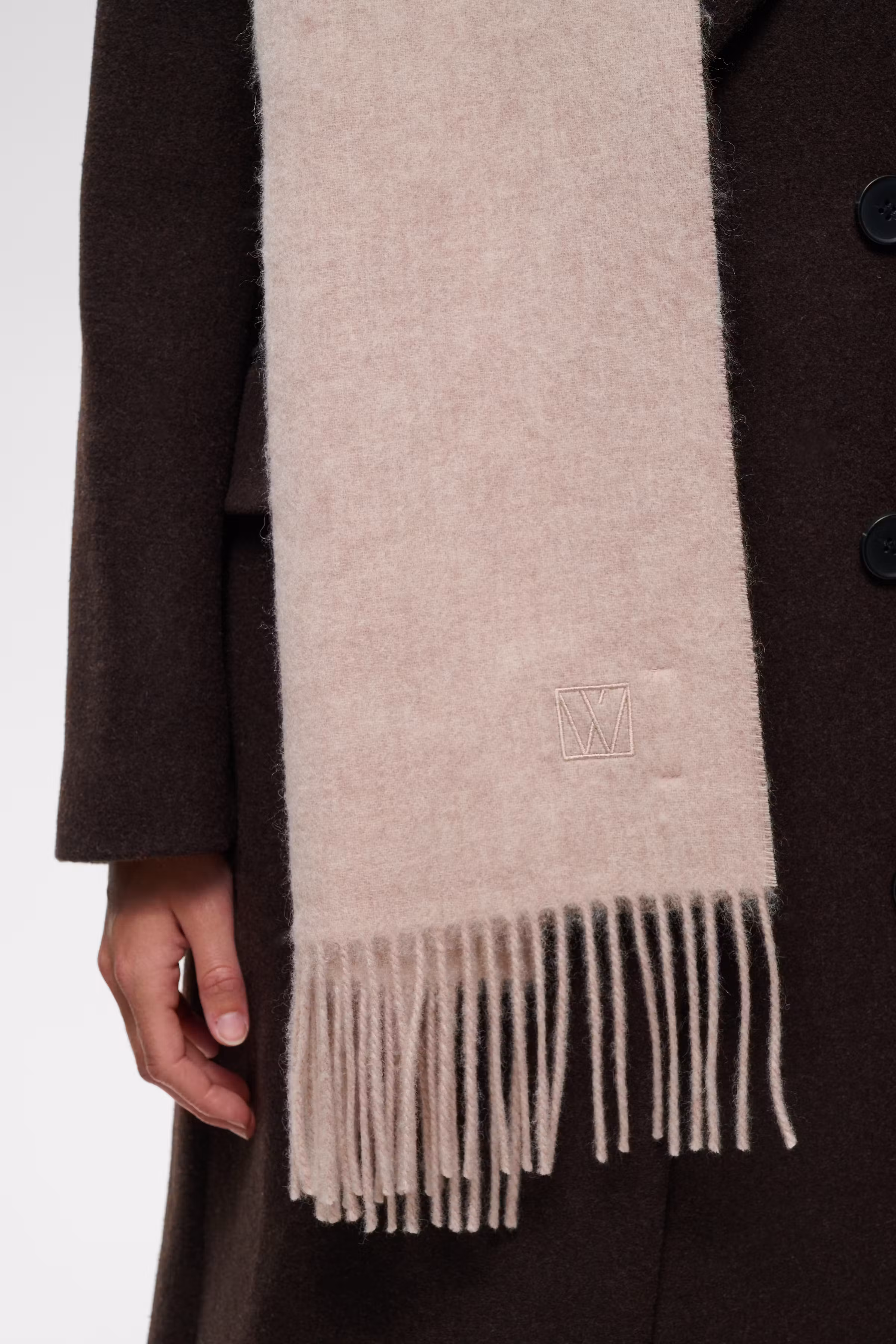 ALLICATEIW Skjerf LOOKBOOK DETAIL 30113063-1304031