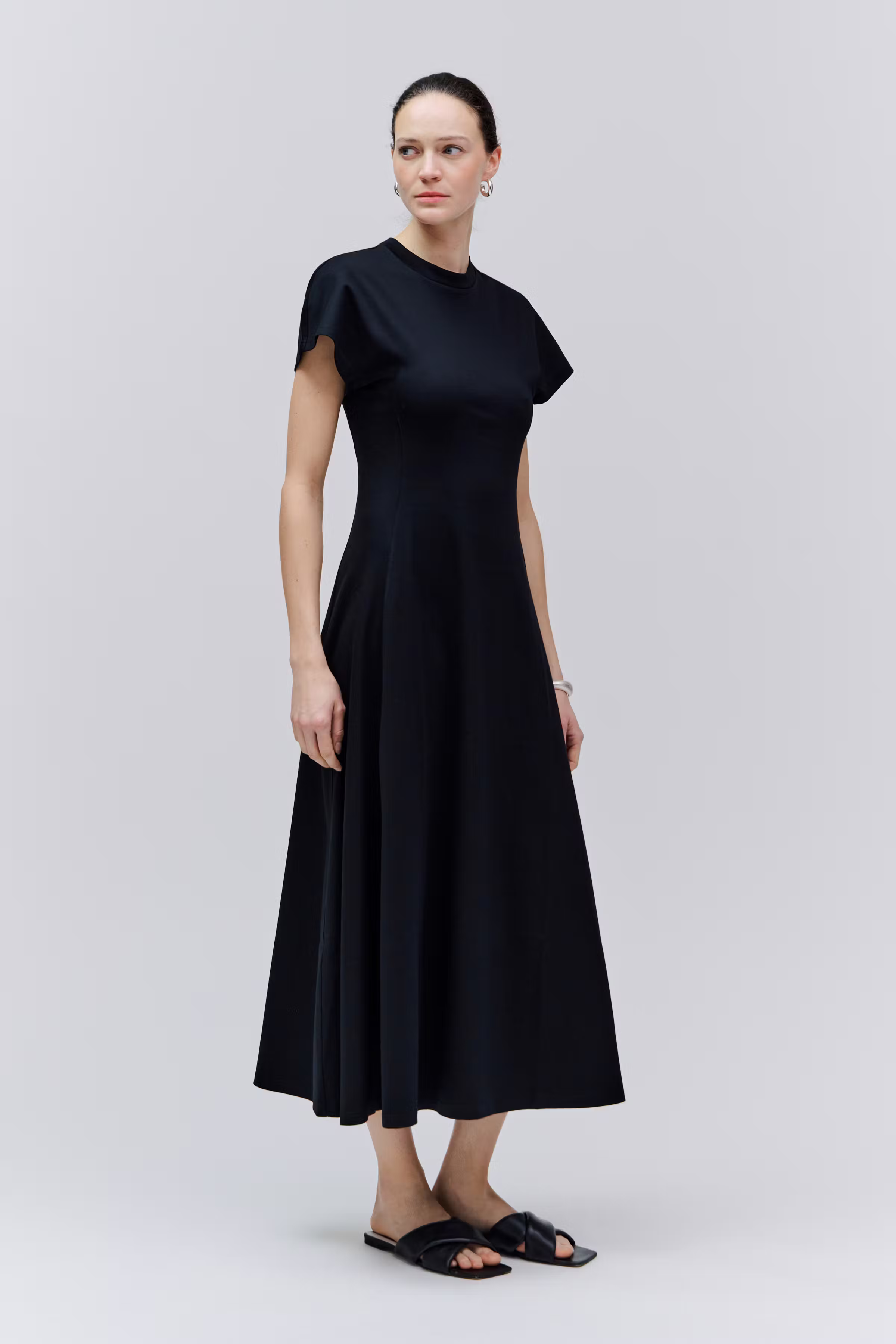 IOONDYNE Kjole LOOKBOOK FRONT 30600671-BK999