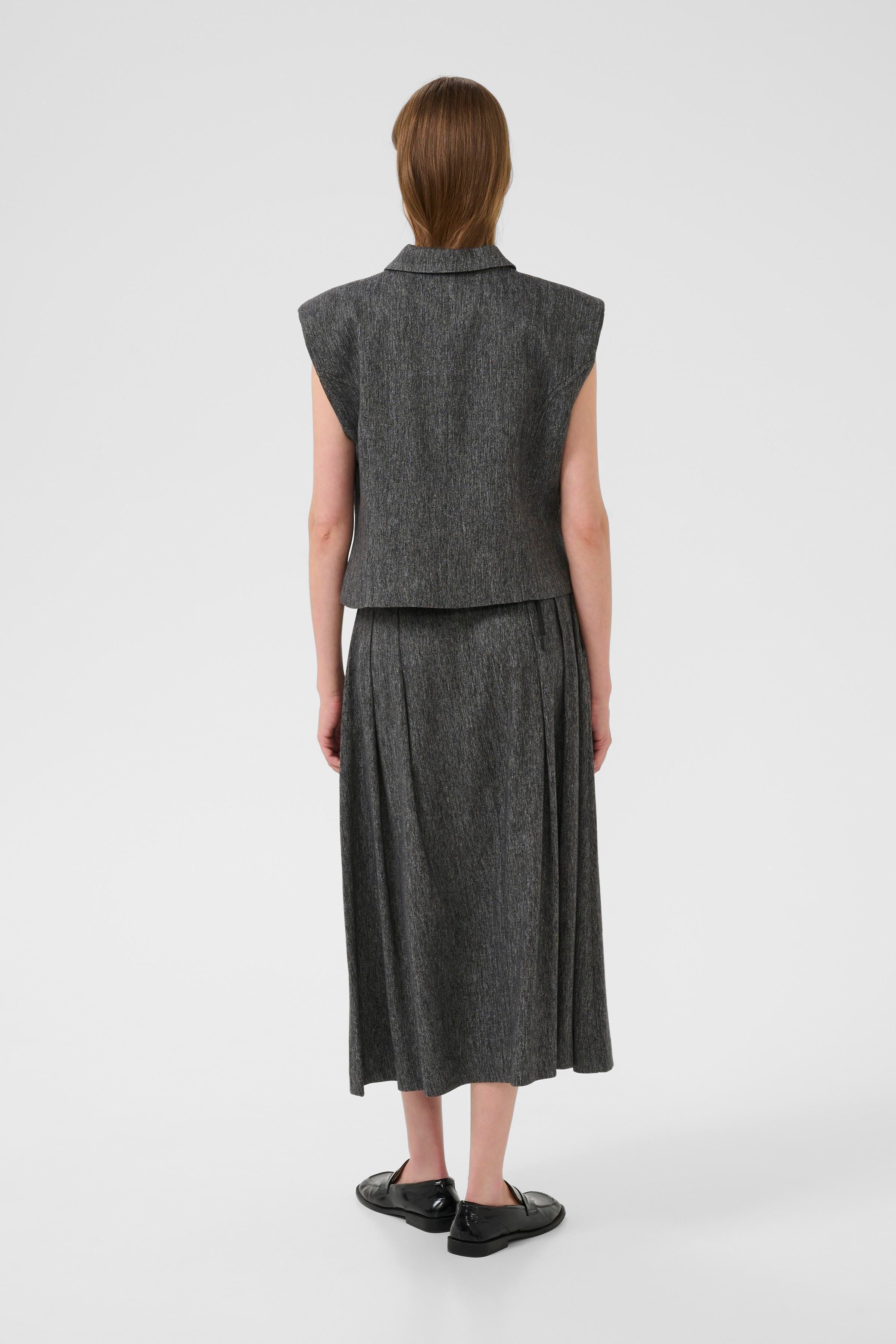 KBBlair Vest LOOKBOOK BACK 10105600-194008