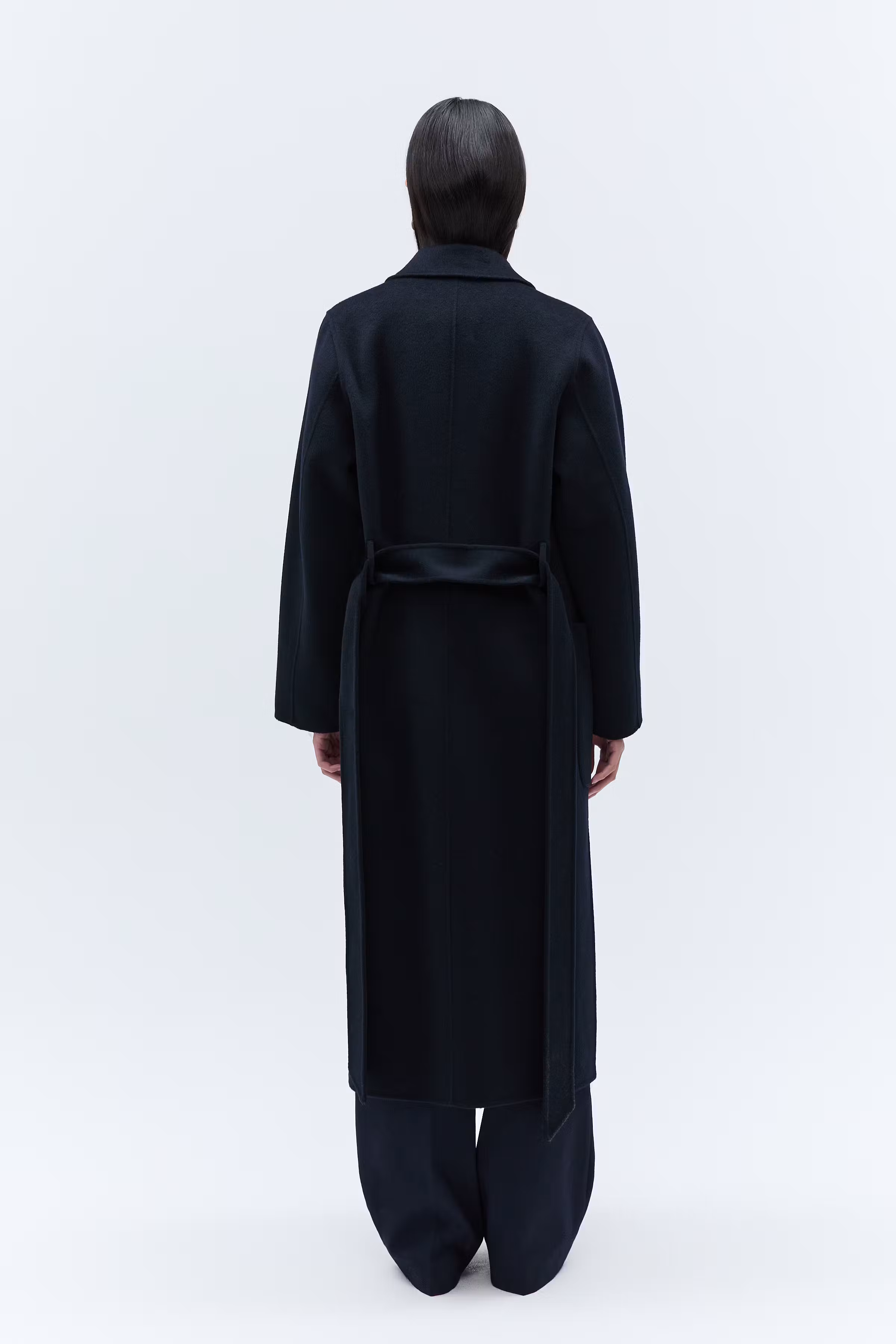 IOCELIA Coat LOOKBOOK BACK 30600561-BL900