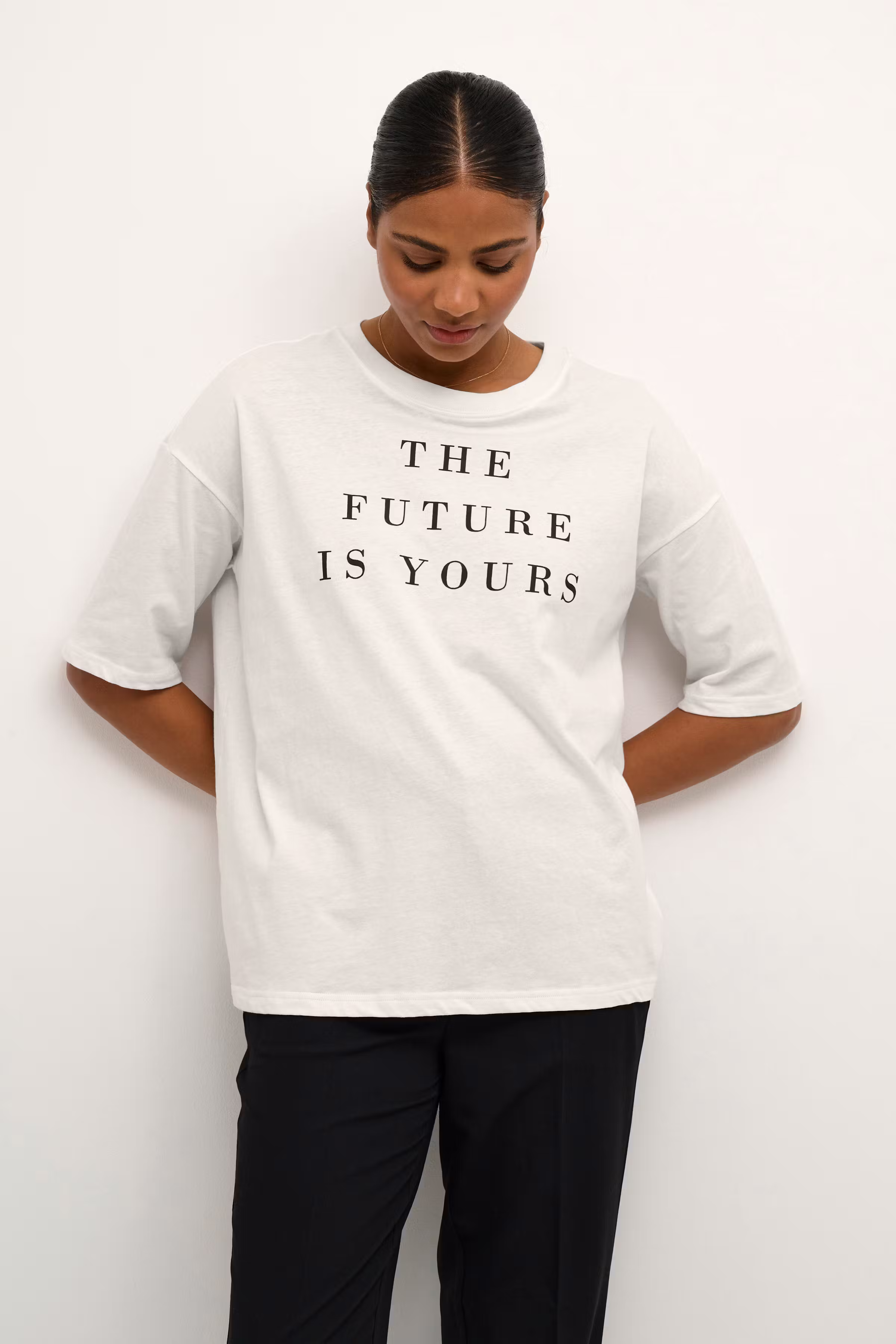 KAsonna T-shirt LOOKBOOK FRONT 10507645-110601