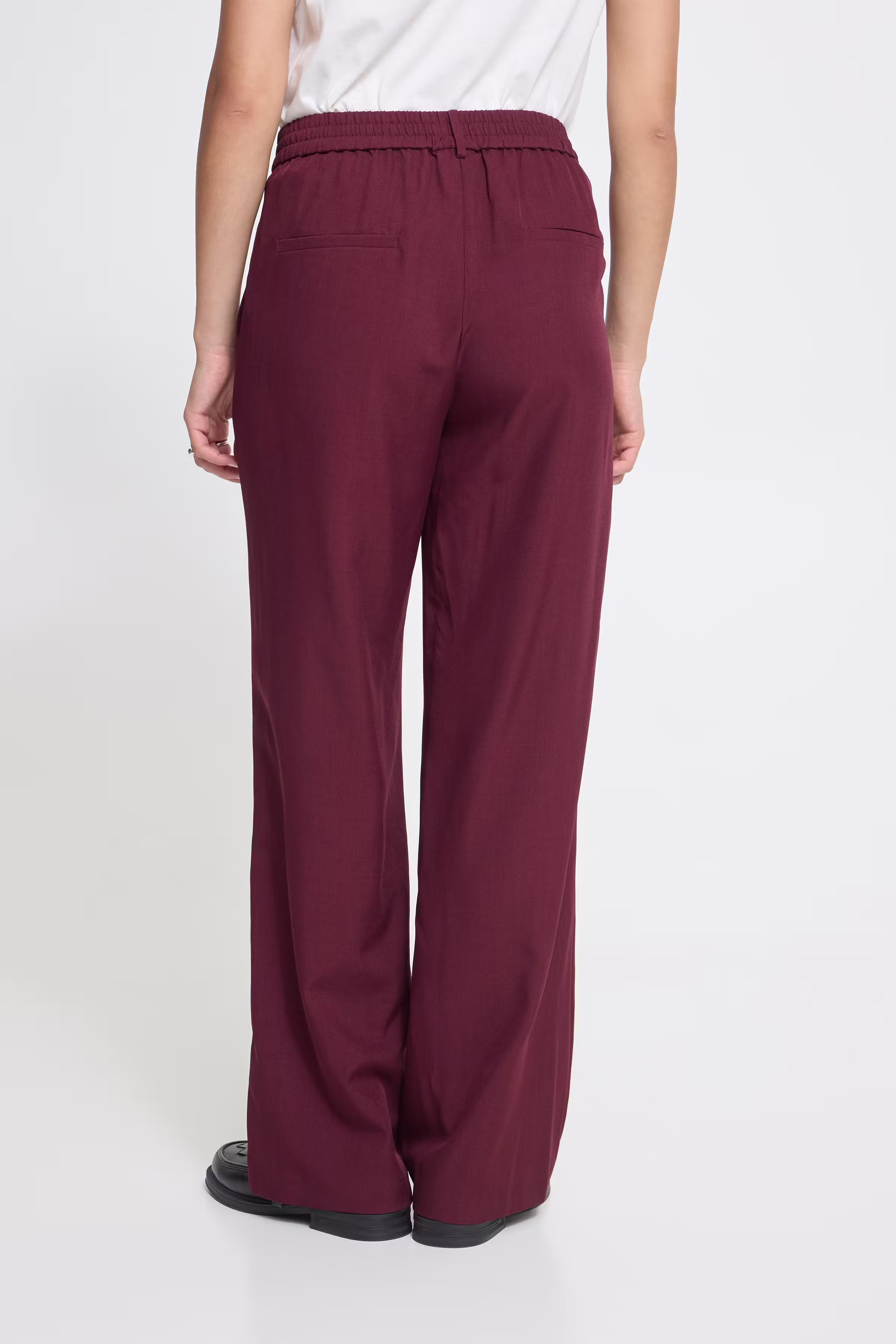 IHFAVA Wide Hose LOOKBOOK BACK 20125679-1916271