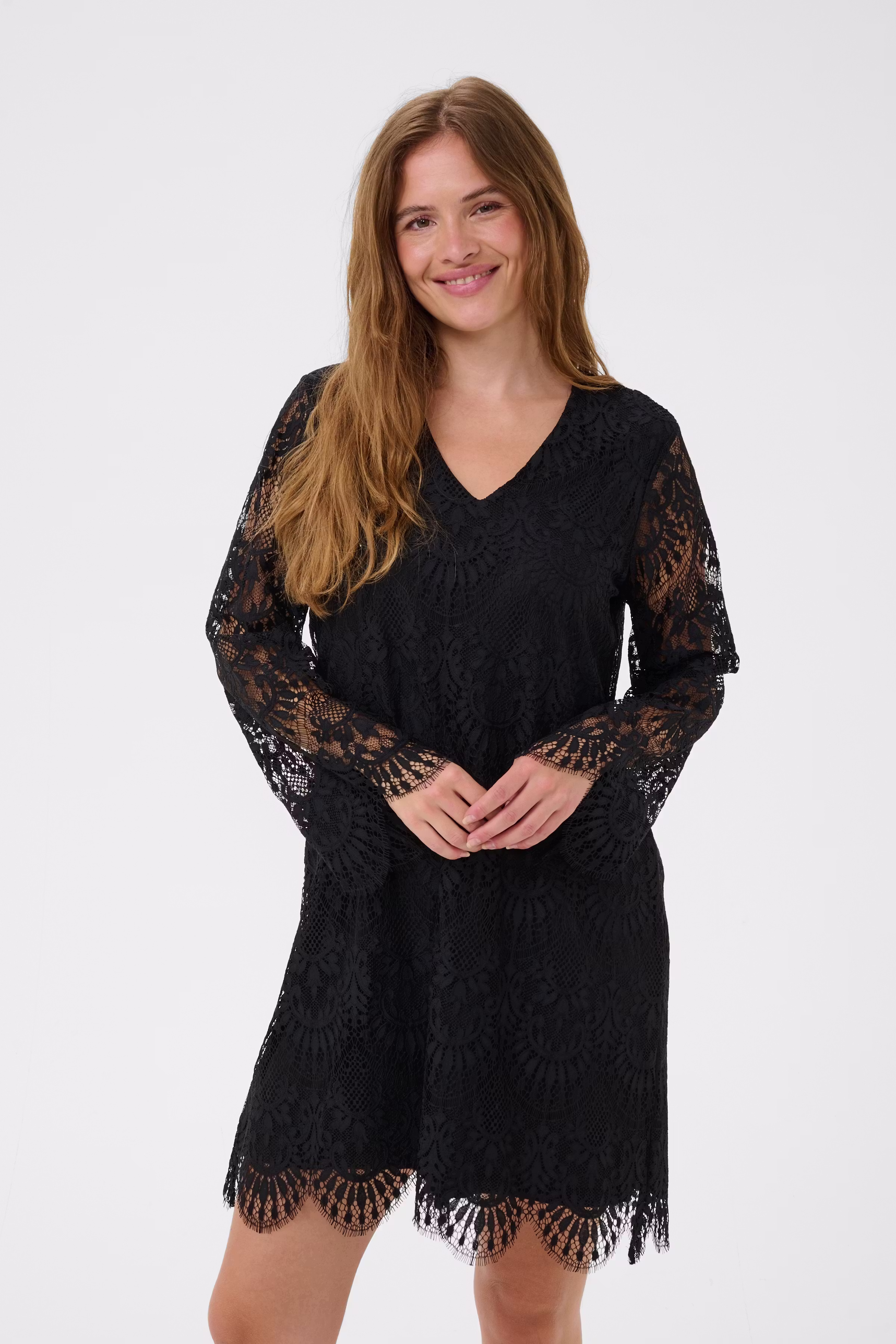 CUbente Kjole LOOKBOOK FRONT 50113657-500012